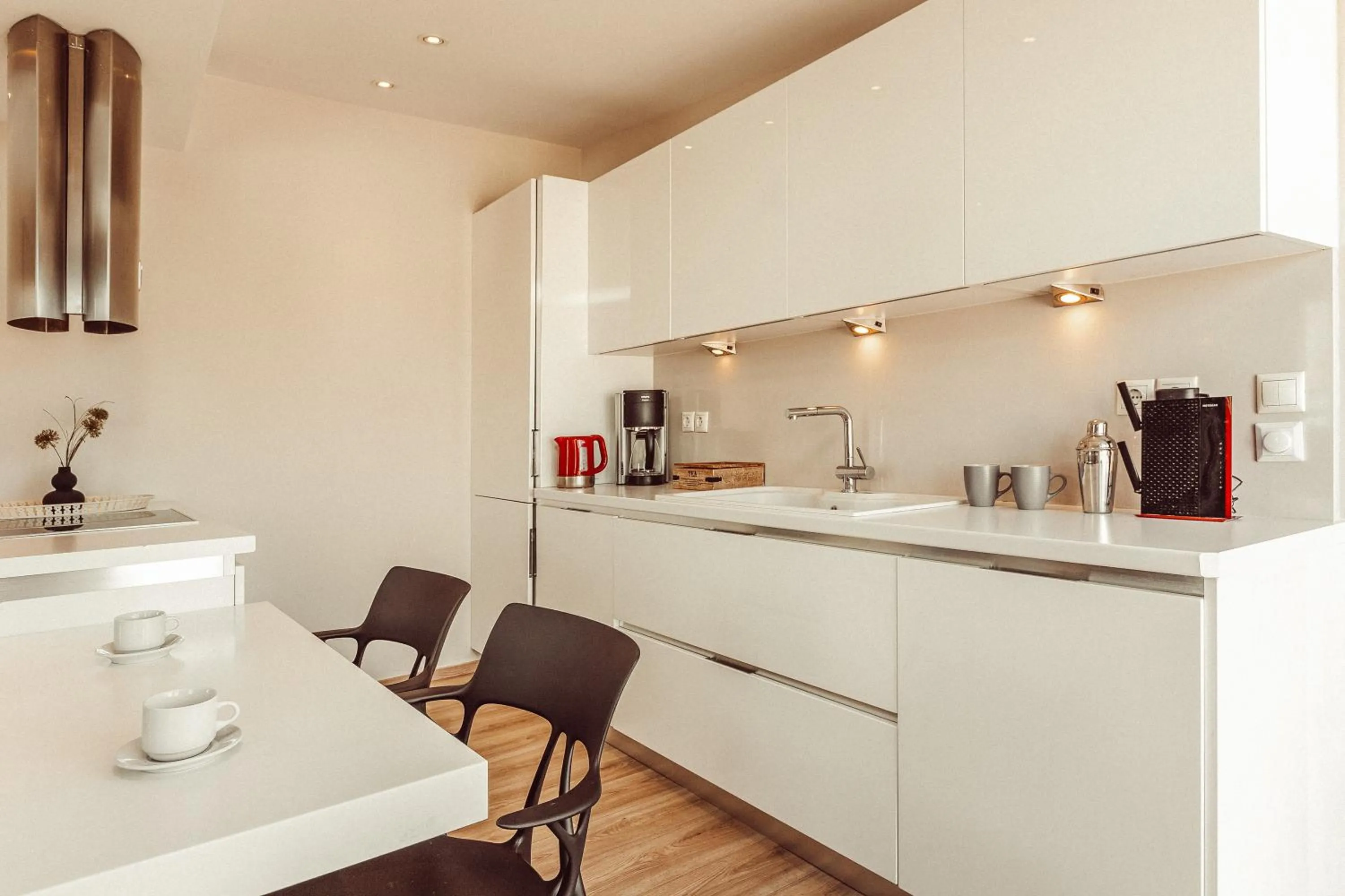 Coffee/tea facilities in Suitas