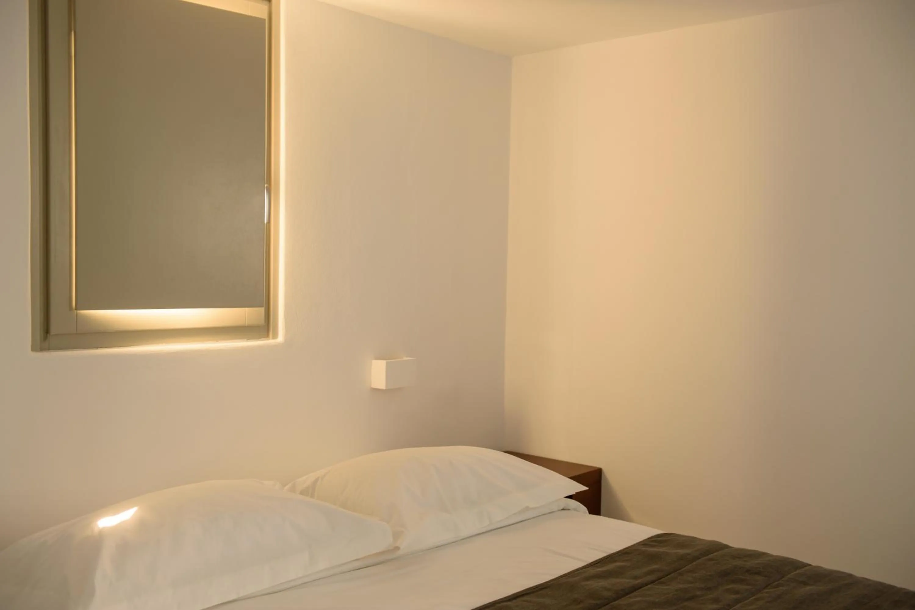 Decorative detail, Bed in Albus Villas