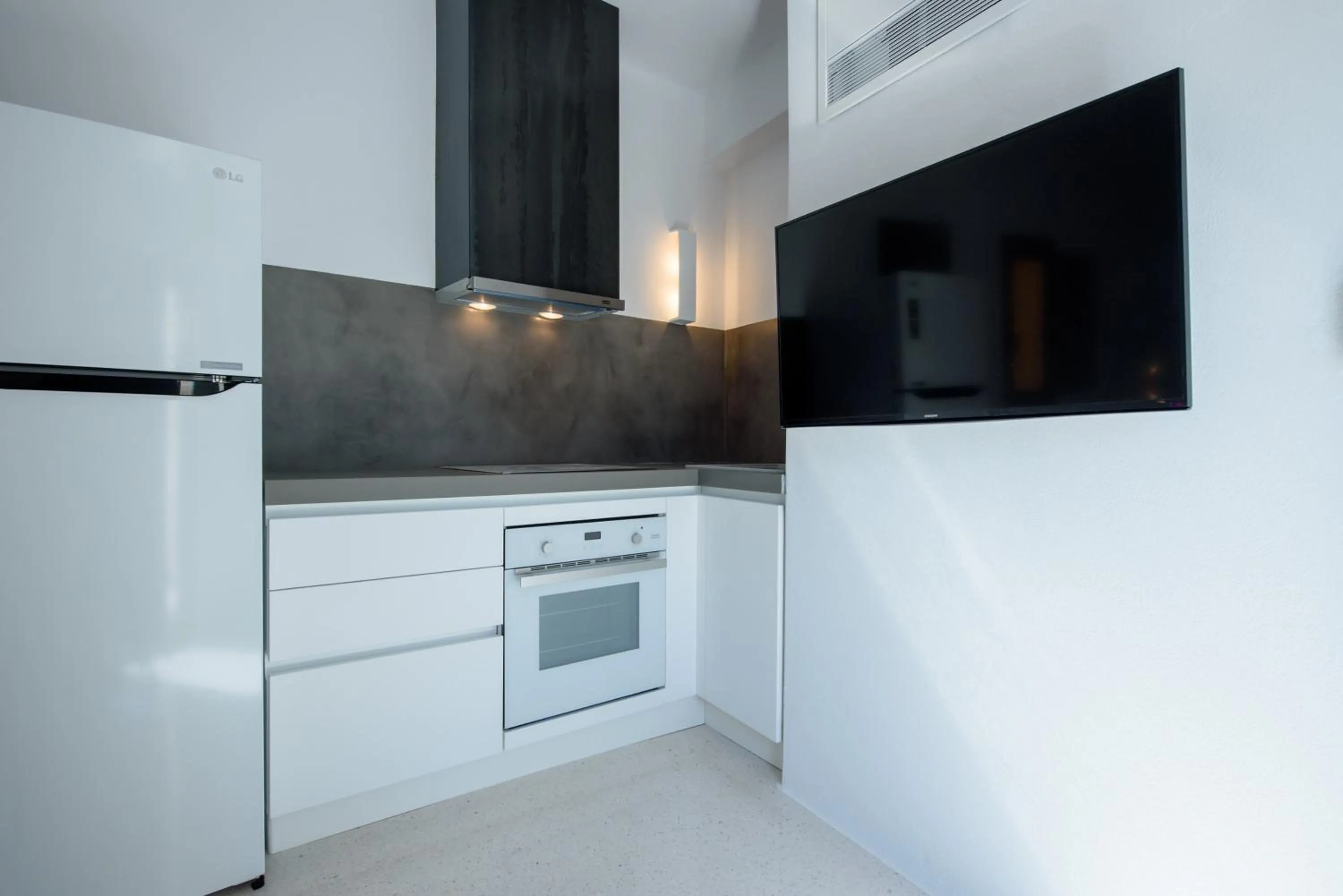 TV and multimedia in Albus Villas