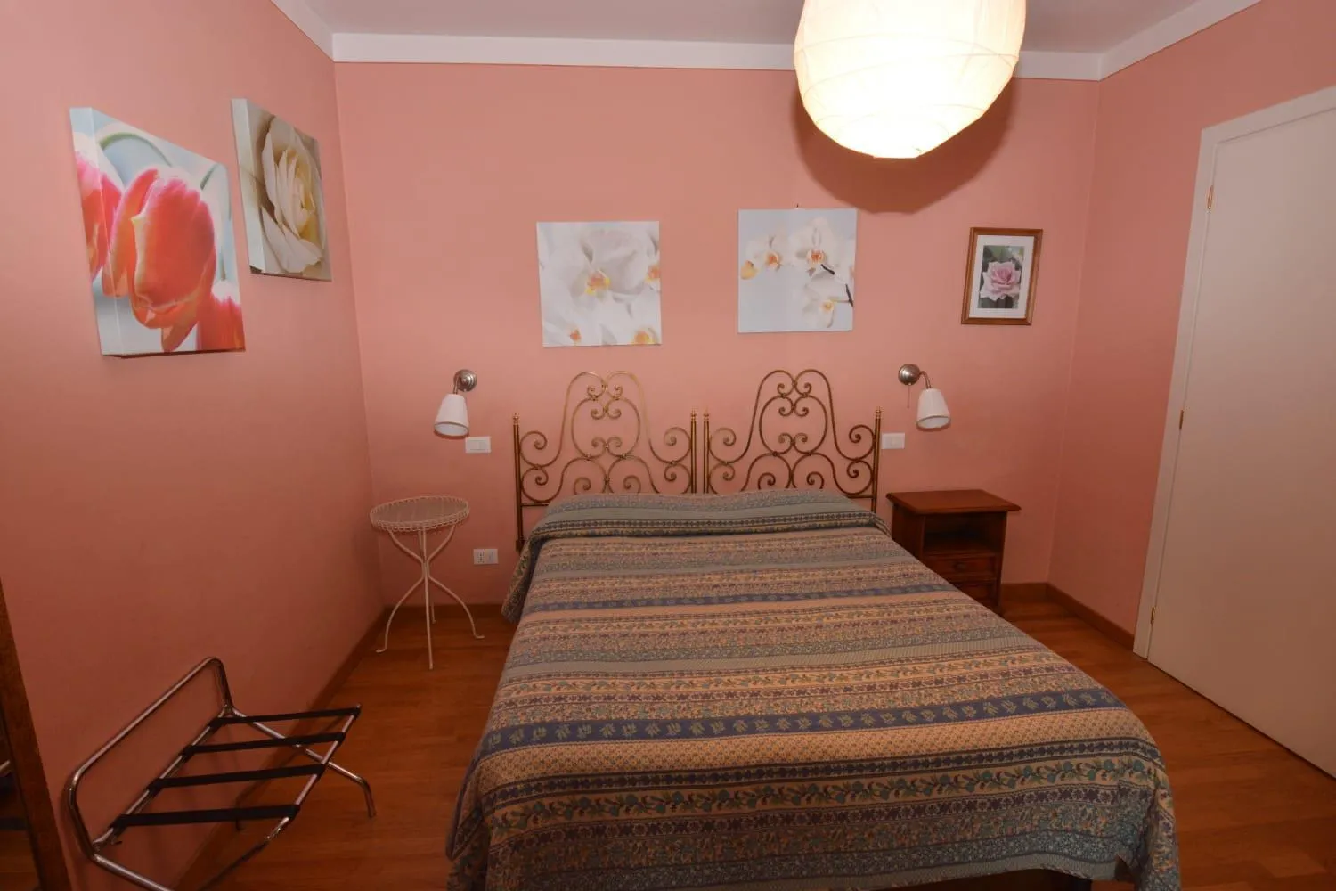 Photo of the whole room, Bed in Albergo Casa Al Sole