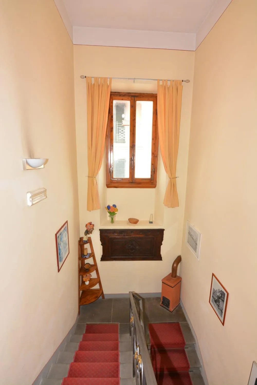 Seating area, Bed in Albergo Casa Al Sole