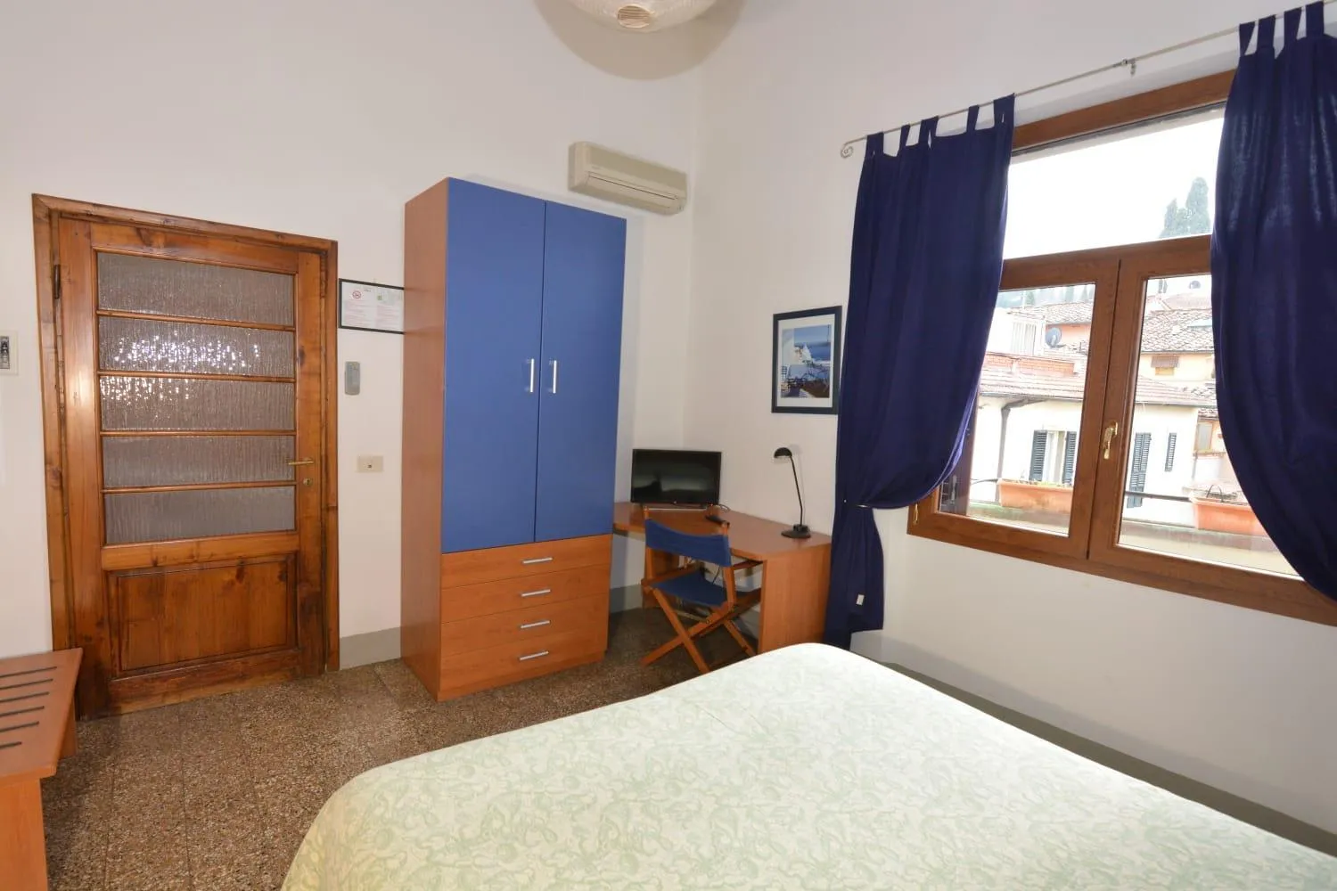 Photo of the whole room, Bed in Albergo Casa Al Sole