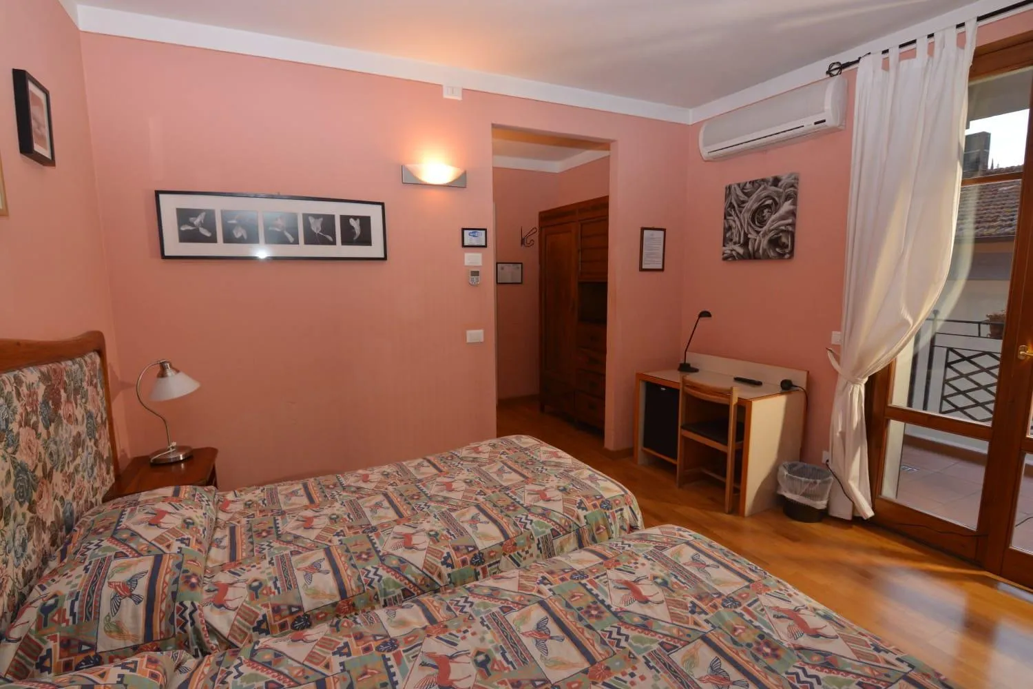Photo of the whole room, Bed in Albergo Casa Al Sole