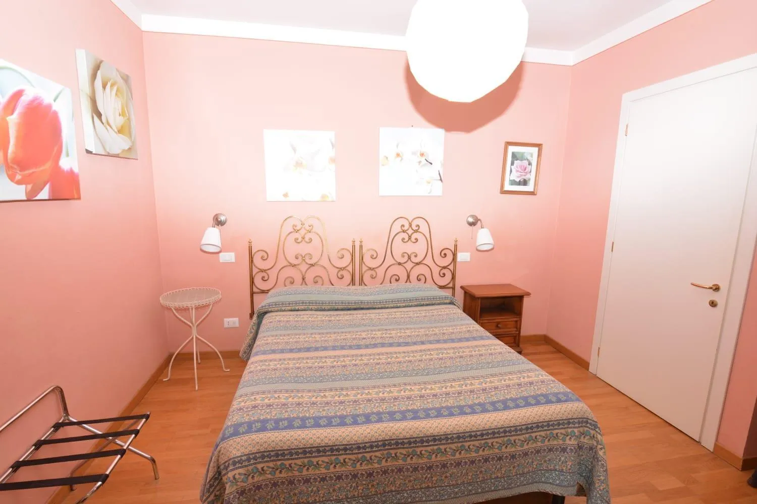 Photo of the whole room, Bed in Albergo Casa Al Sole
