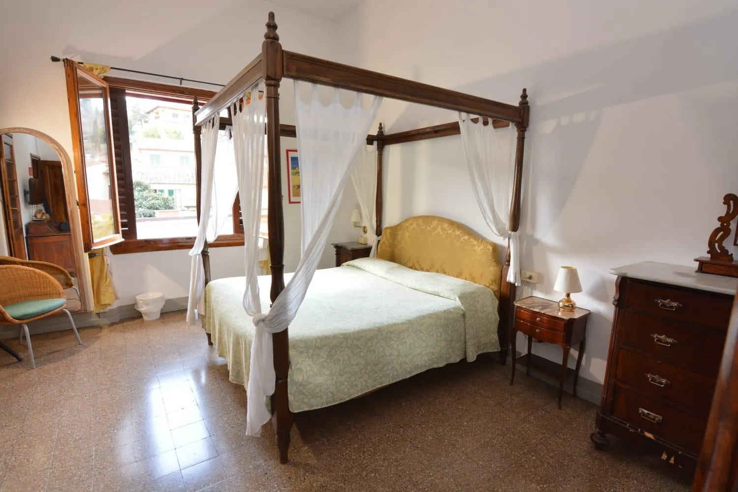 Photo of the whole room, Bed in Albergo Casa Al Sole