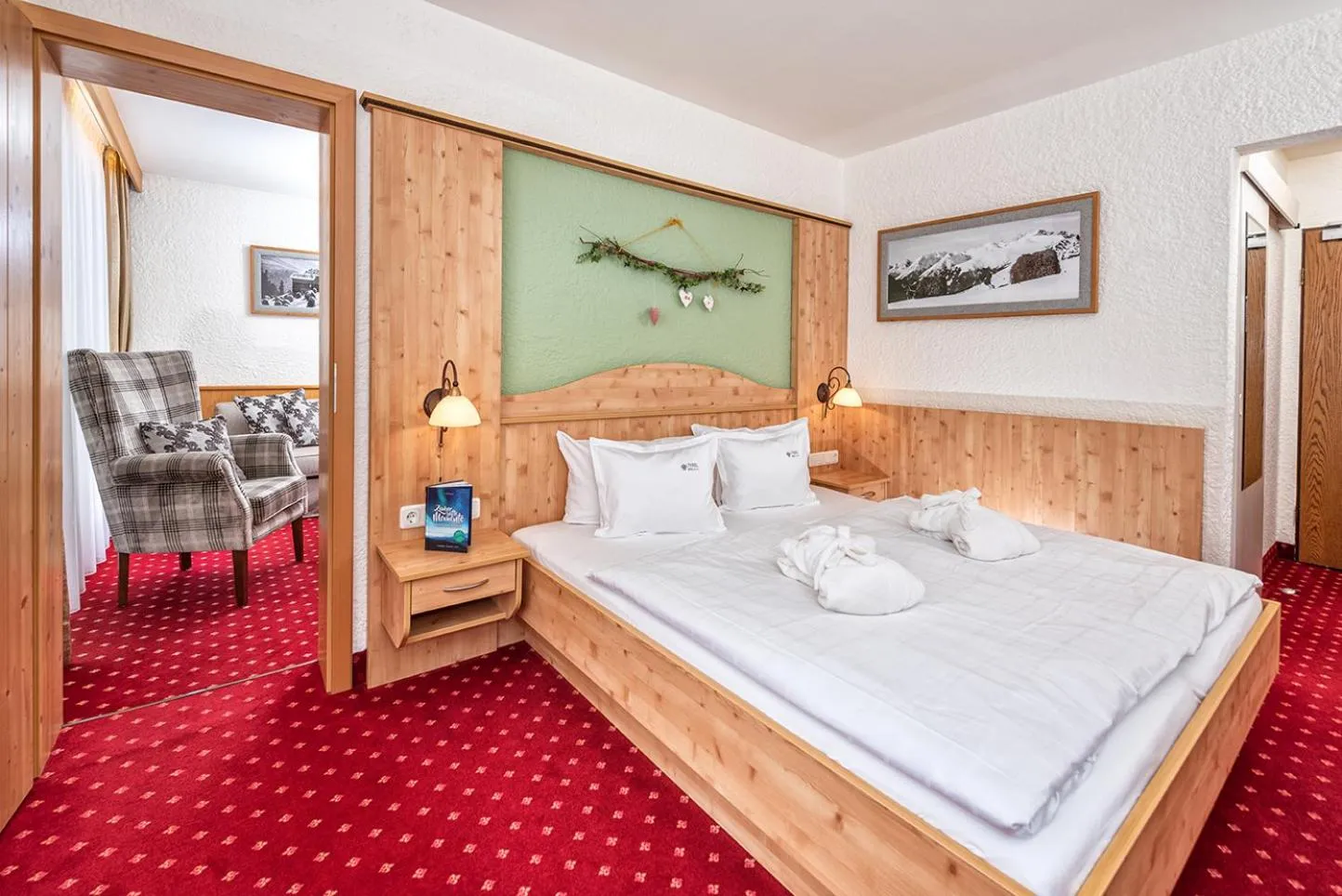 Bedroom, Bed in Hotel Tyrol - Oberstaufen PLUS Partner