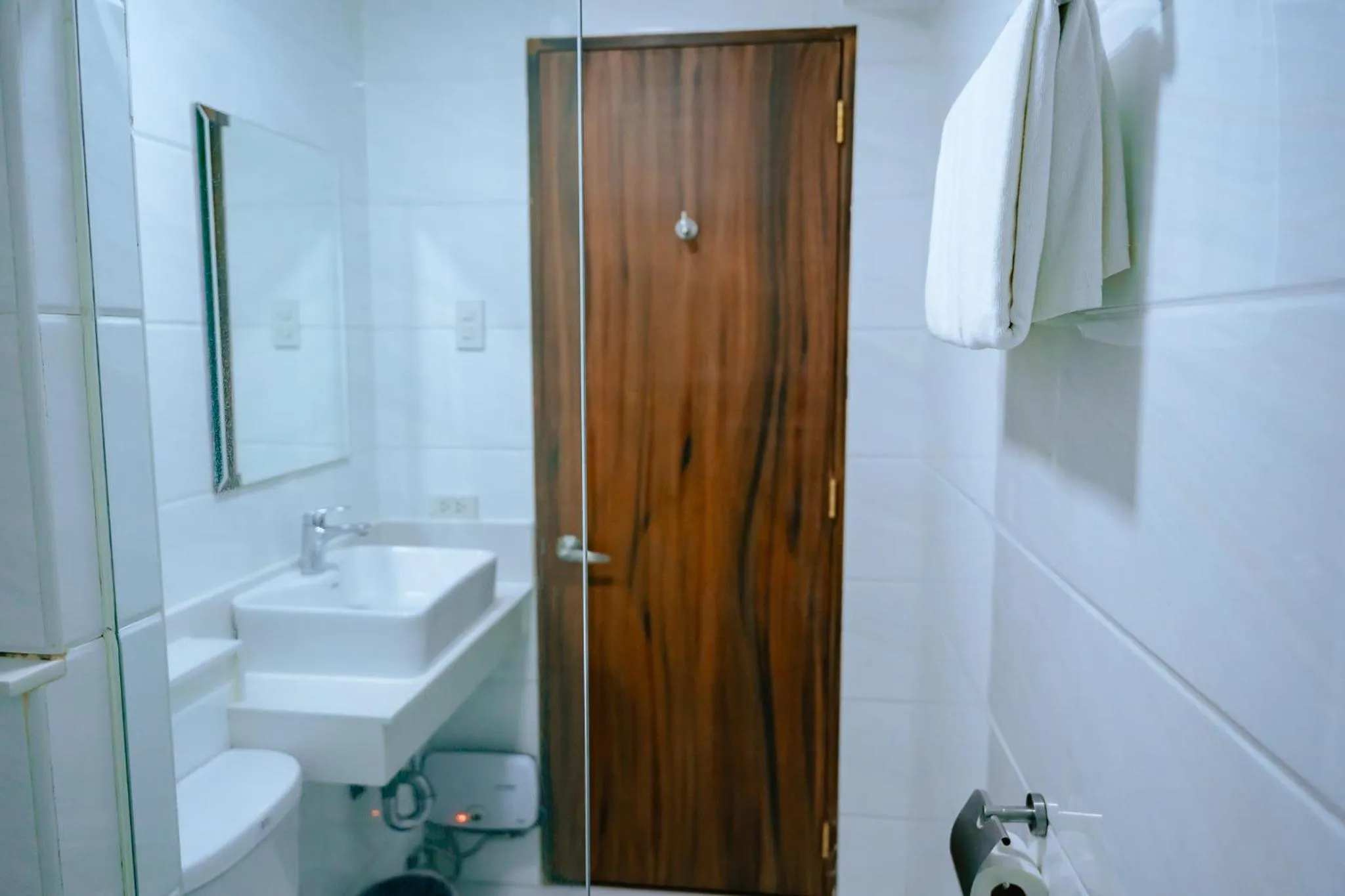 Shower in S Hotel & Residences