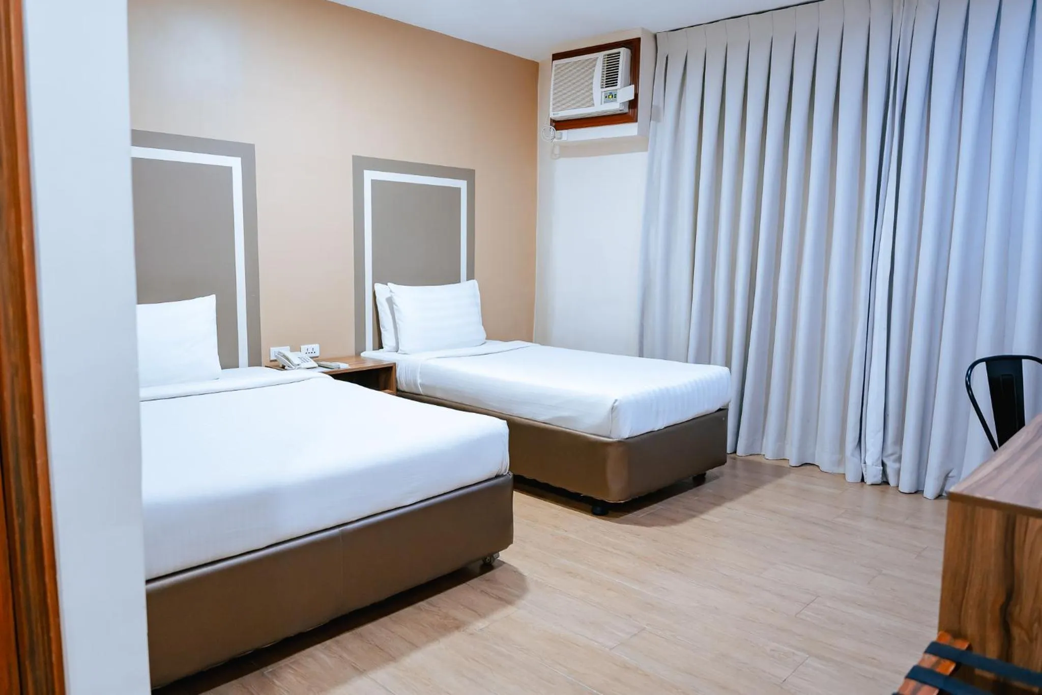 Bed in S Hotel & Residences