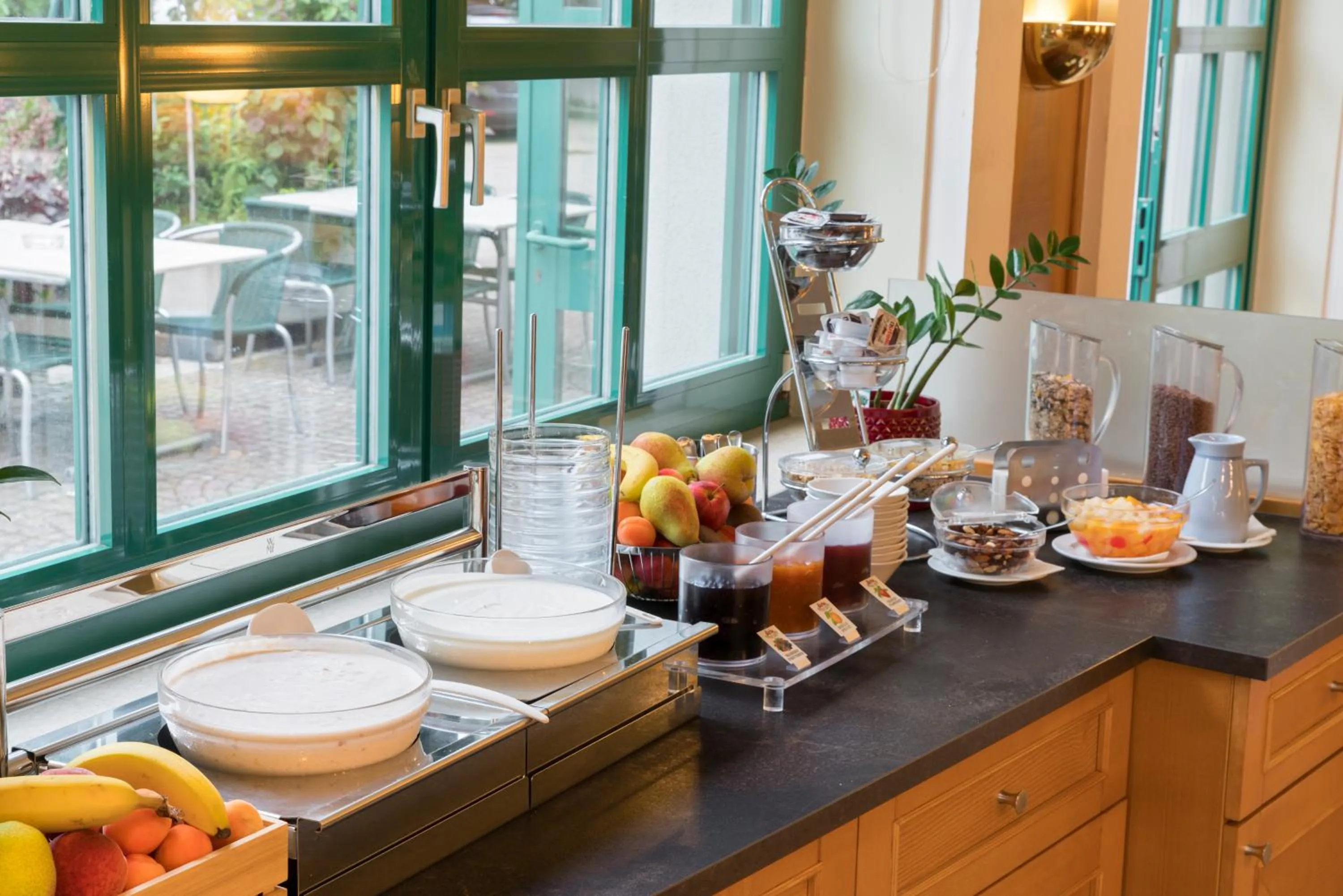 Breakfast in Motel Baden