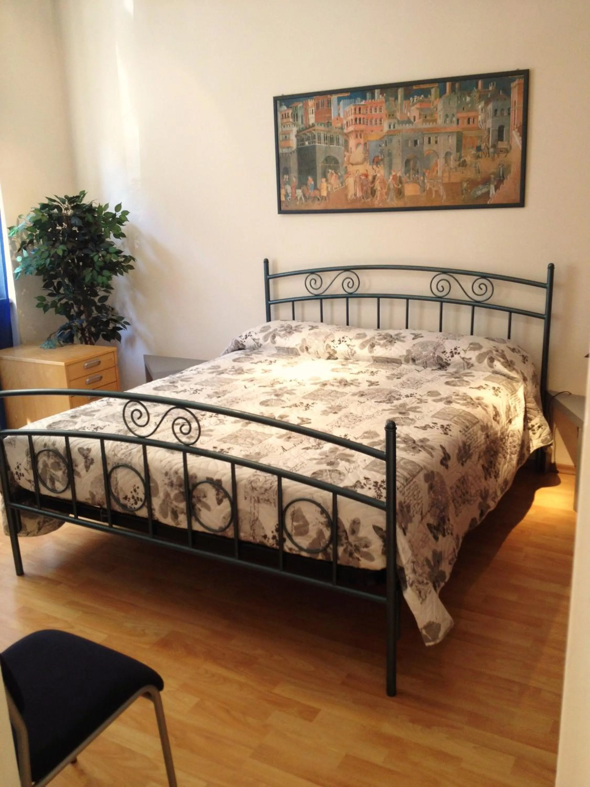 Bed in Juliet Room