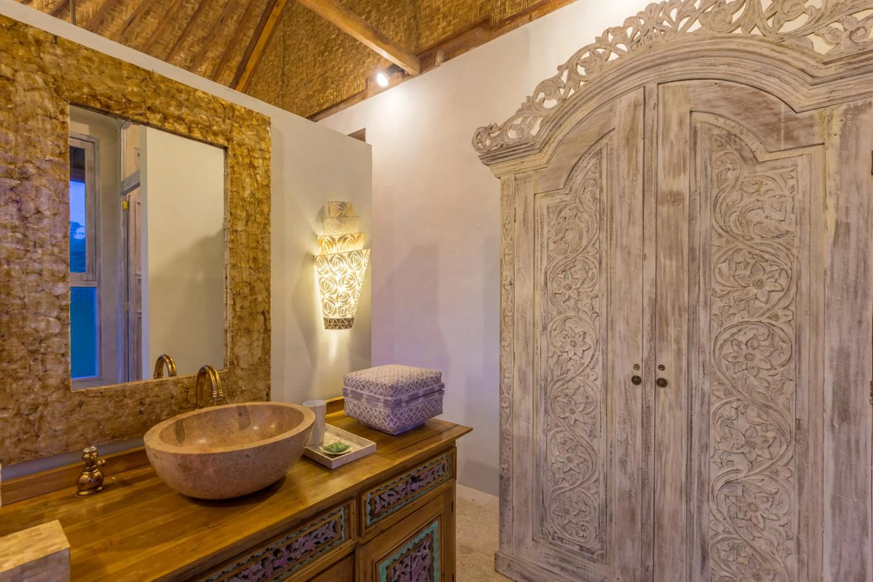 Bathroom in BoHo Bingin Beach Bali