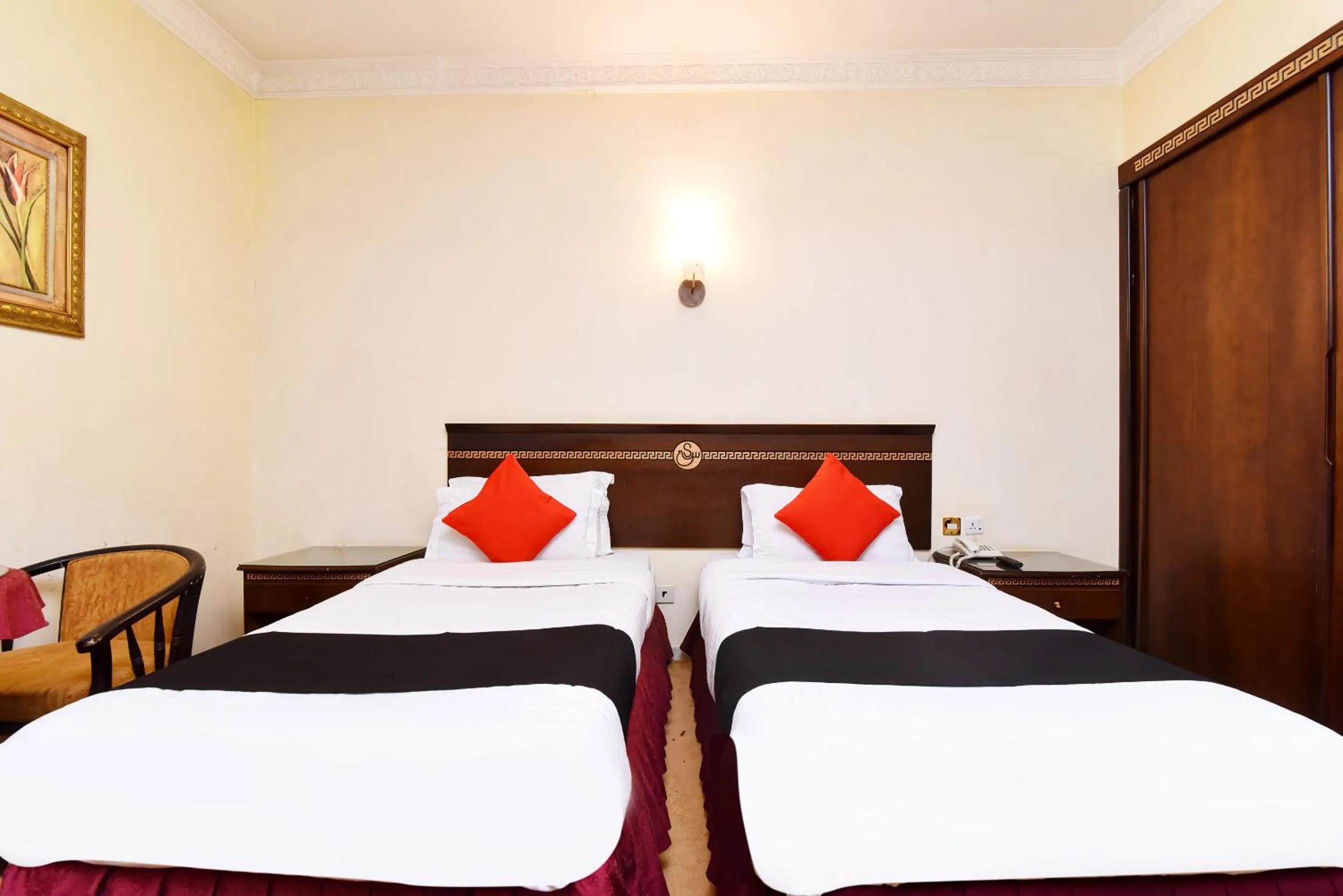 Photo of the whole room in Capital O 419 Al Safeer Hotel