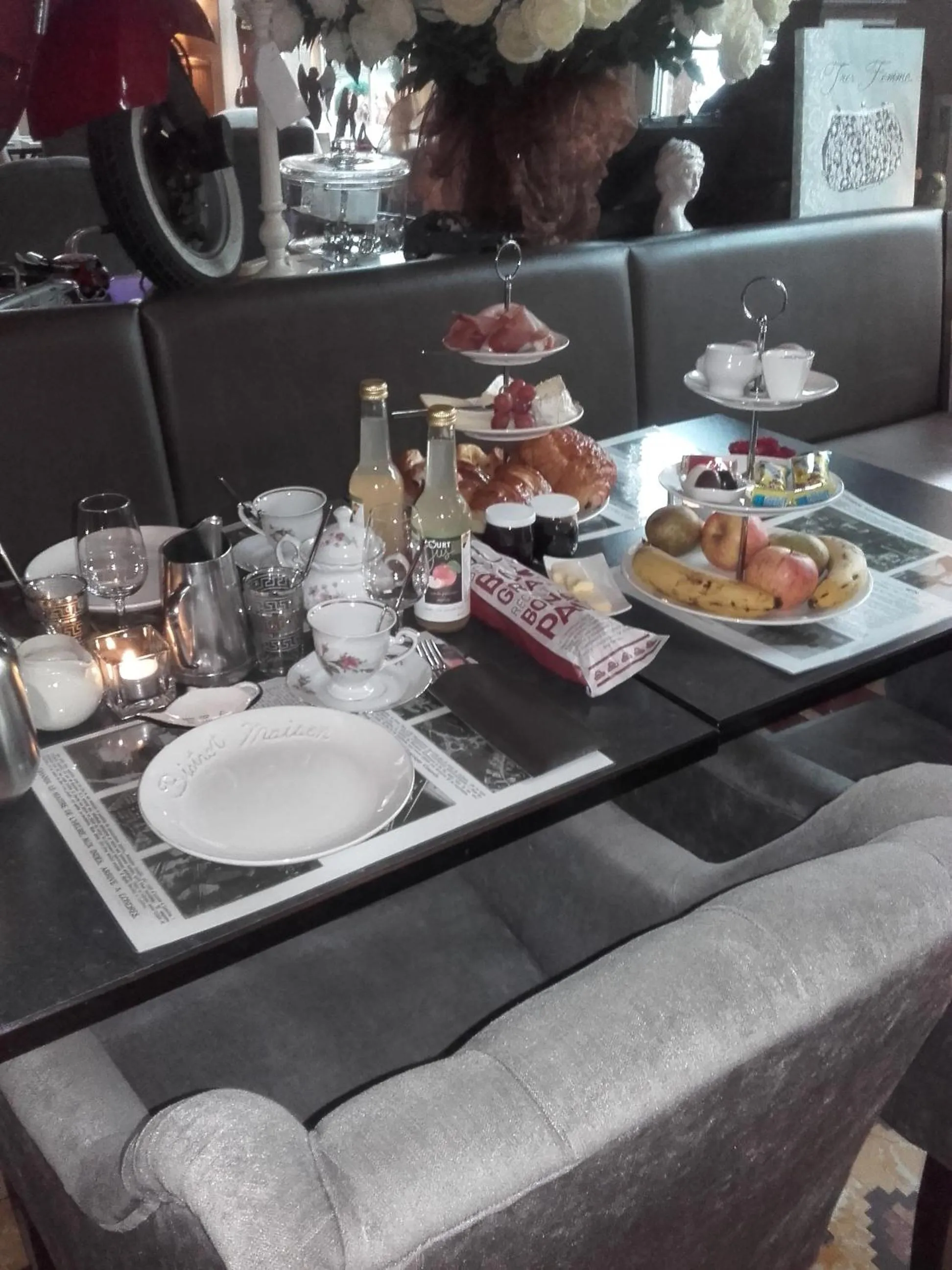 Continental breakfast in Le Relais de Chassepierre