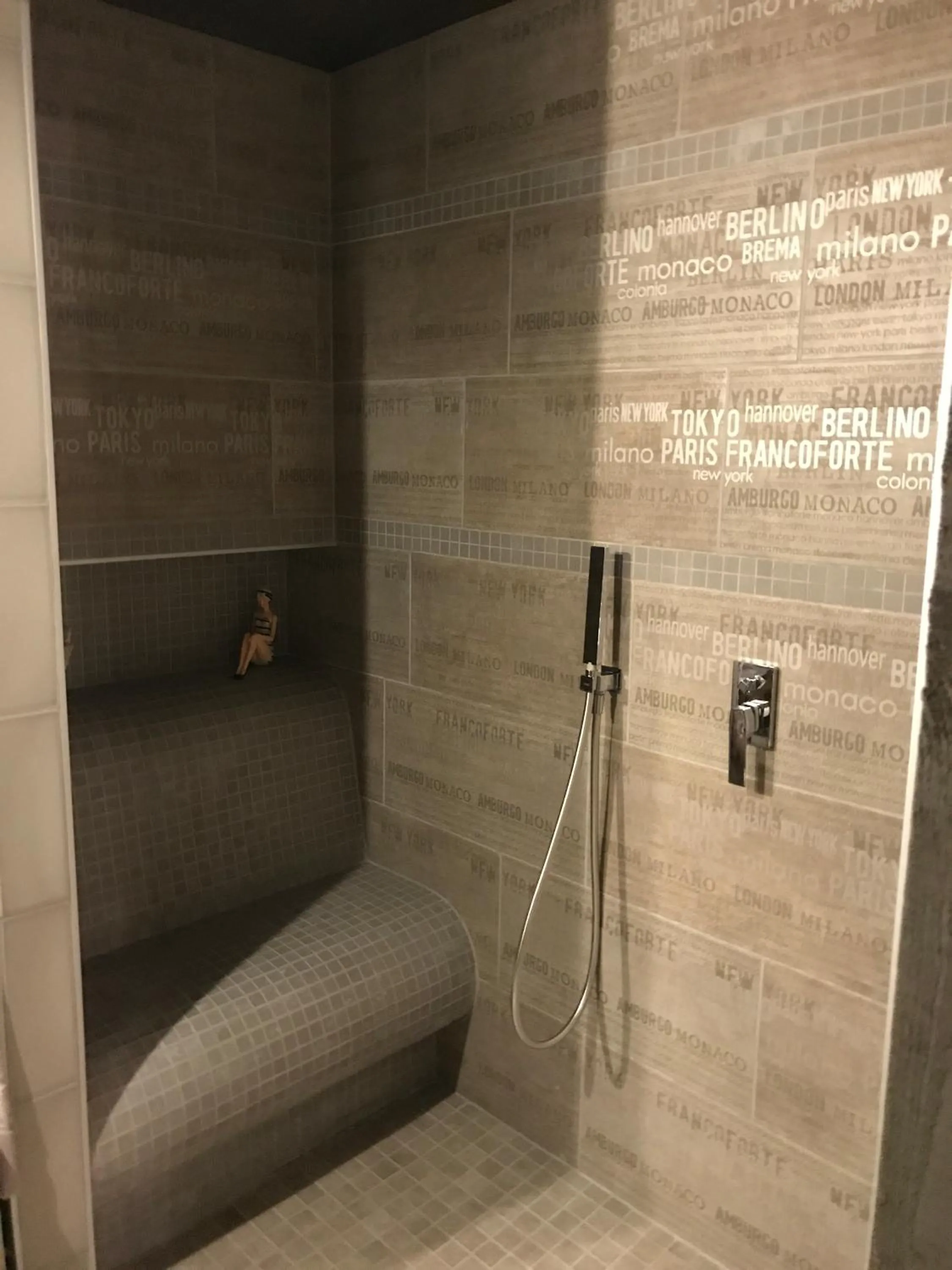 Bathroom in Le Relais de Chassepierre