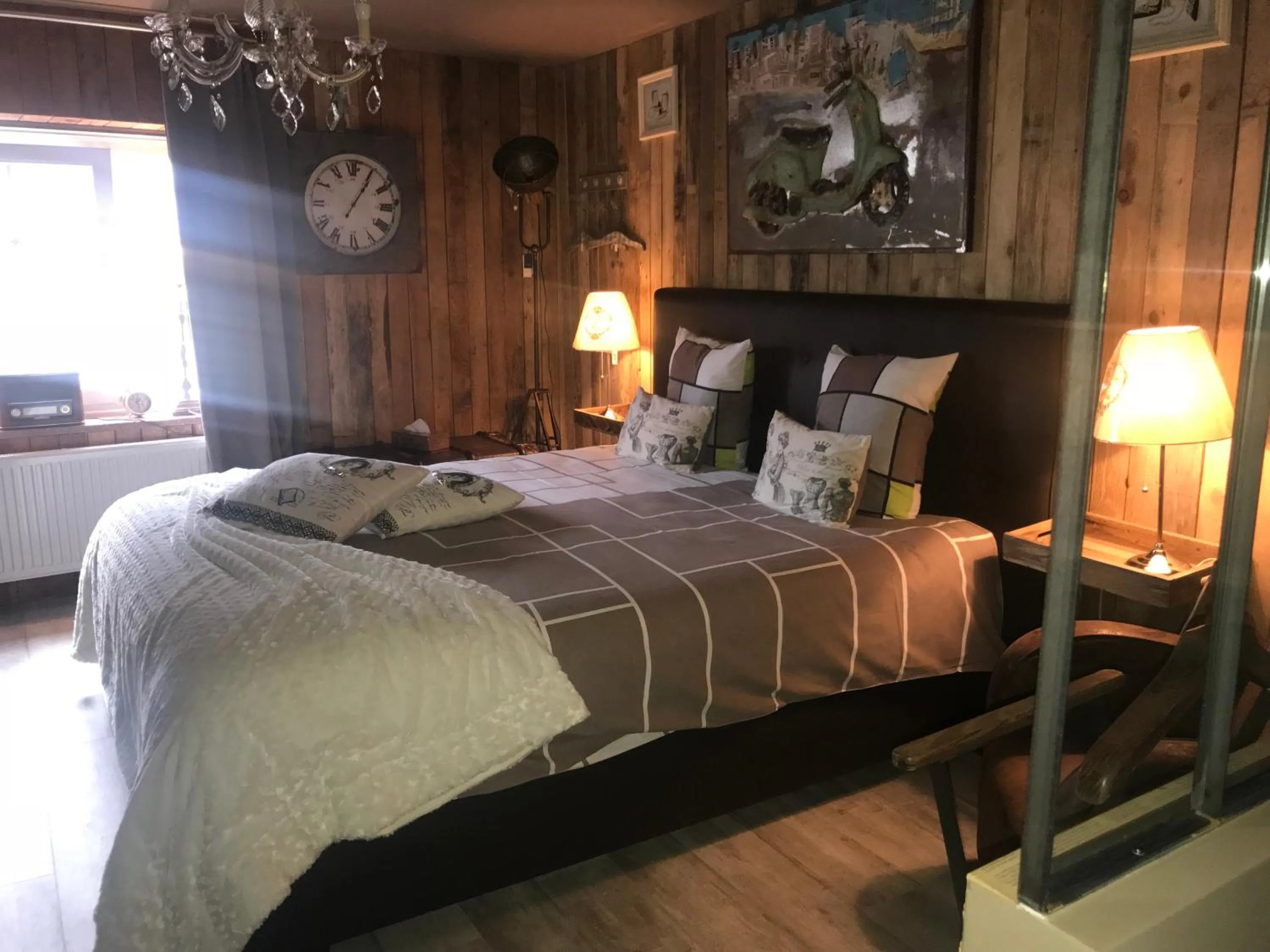 Decorative detail, Bed in Le Relais de Chassepierre