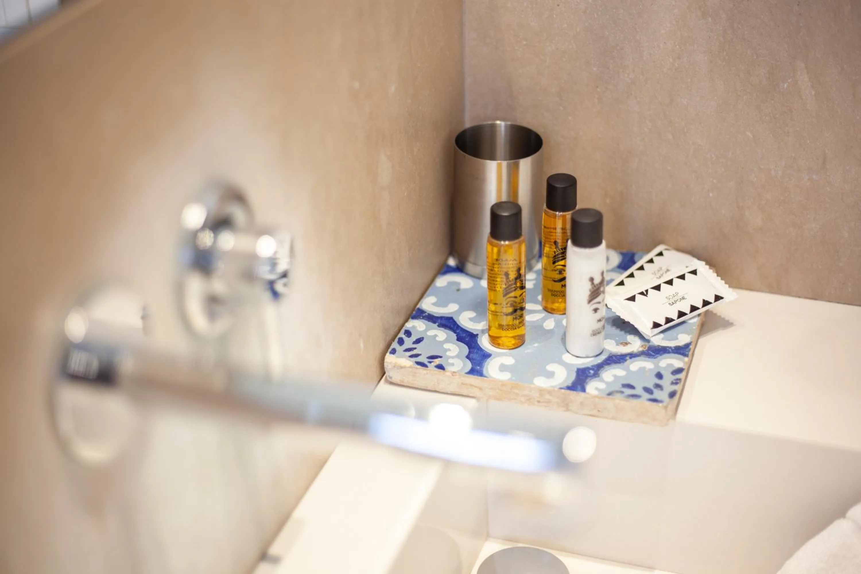 Bathroom in Giardini Mon Plaisir