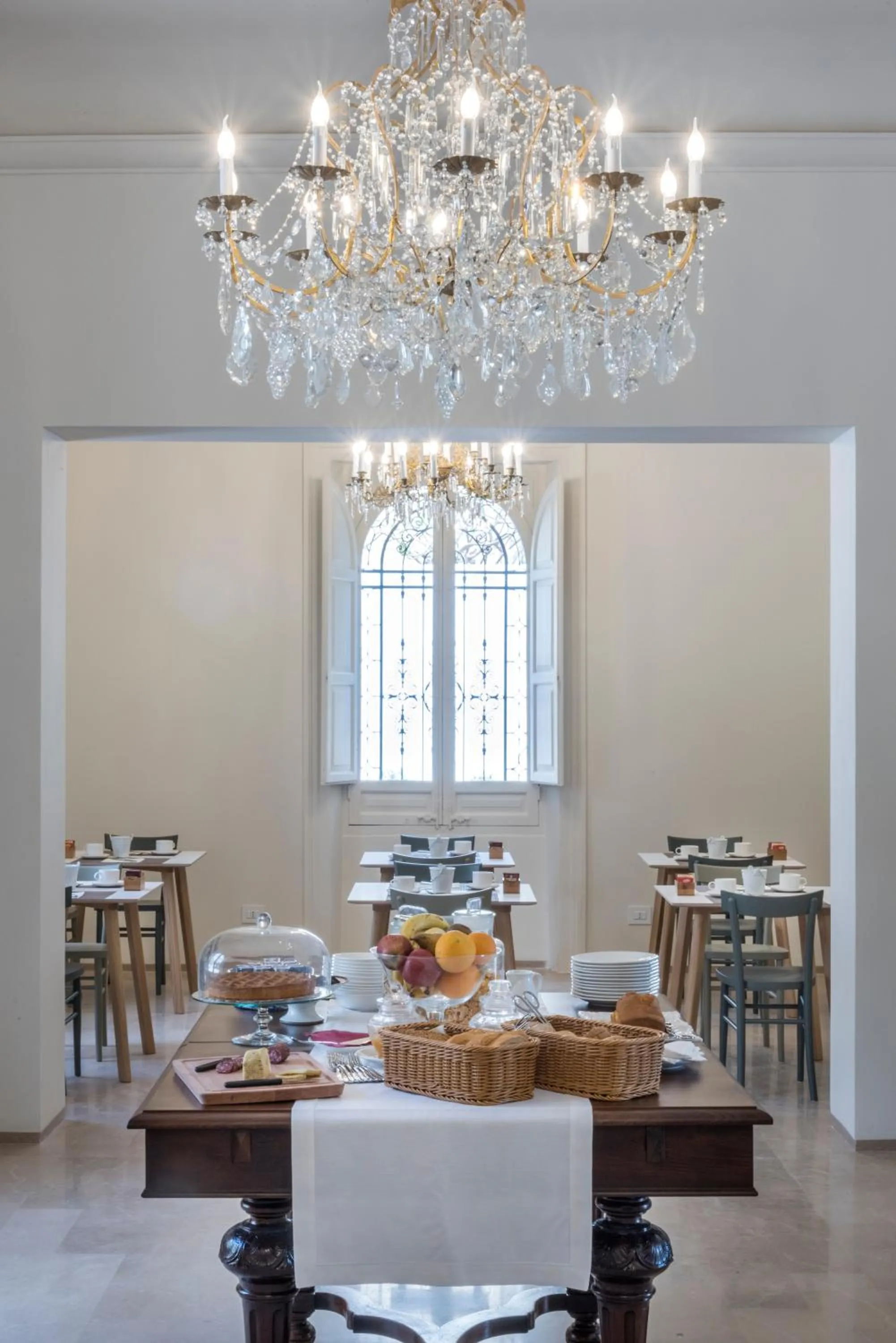 Buffet breakfast in Giardini Mon Plaisir