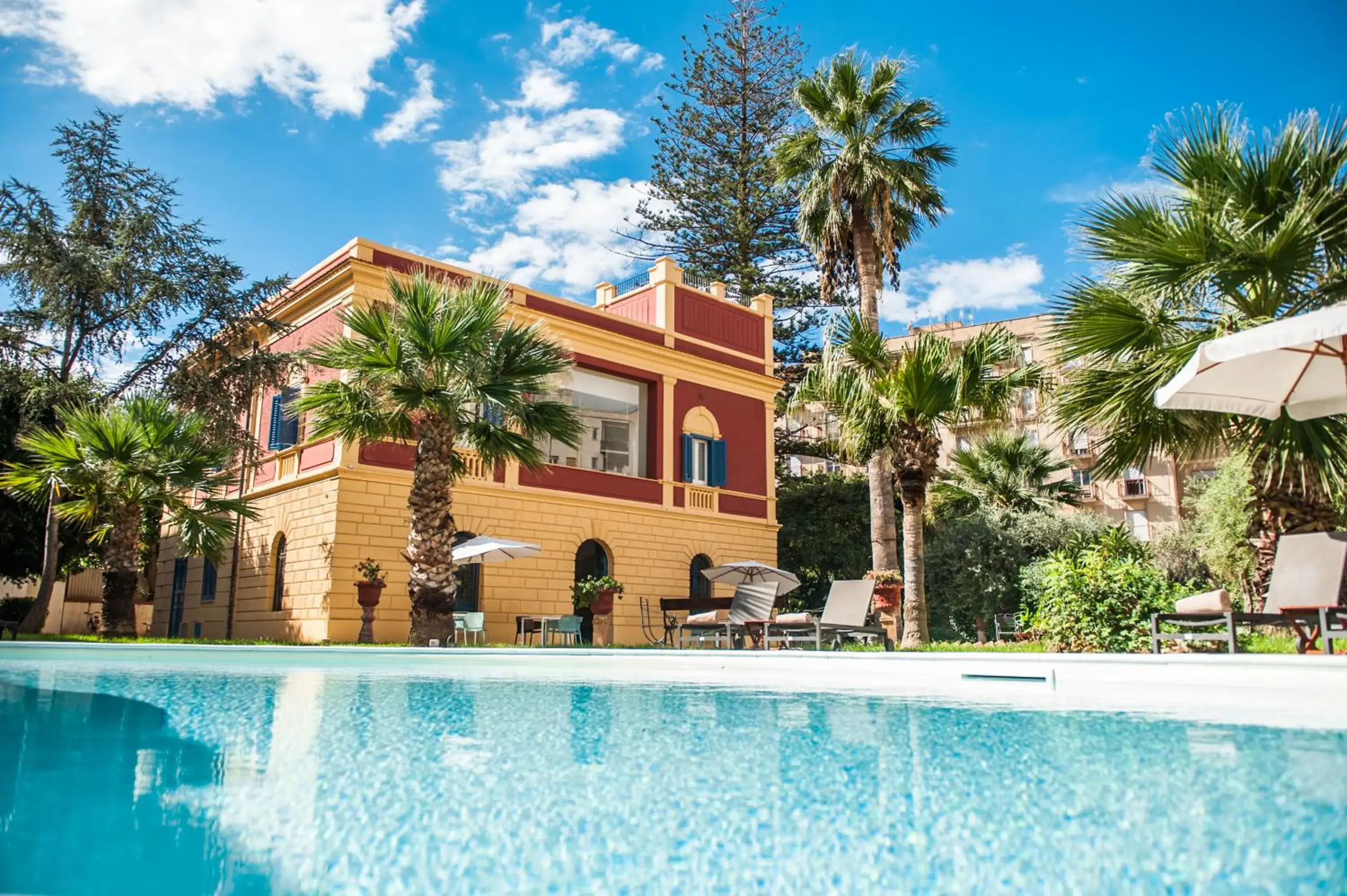 Property building in Giardini Mon Plaisir Property building in Giardini Mon Plaisir