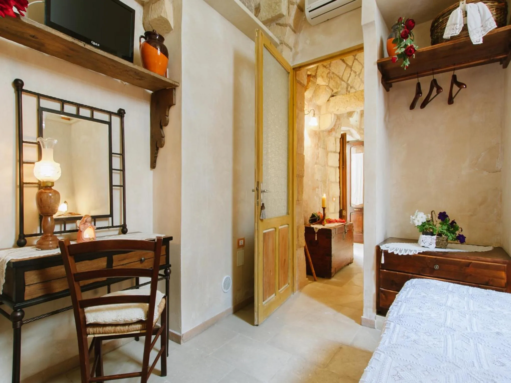 Bedroom, Bed in Borgoterra