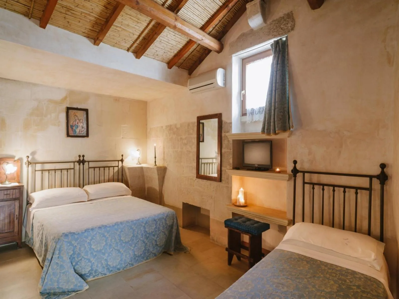 Bedroom, Bed in Borgoterra