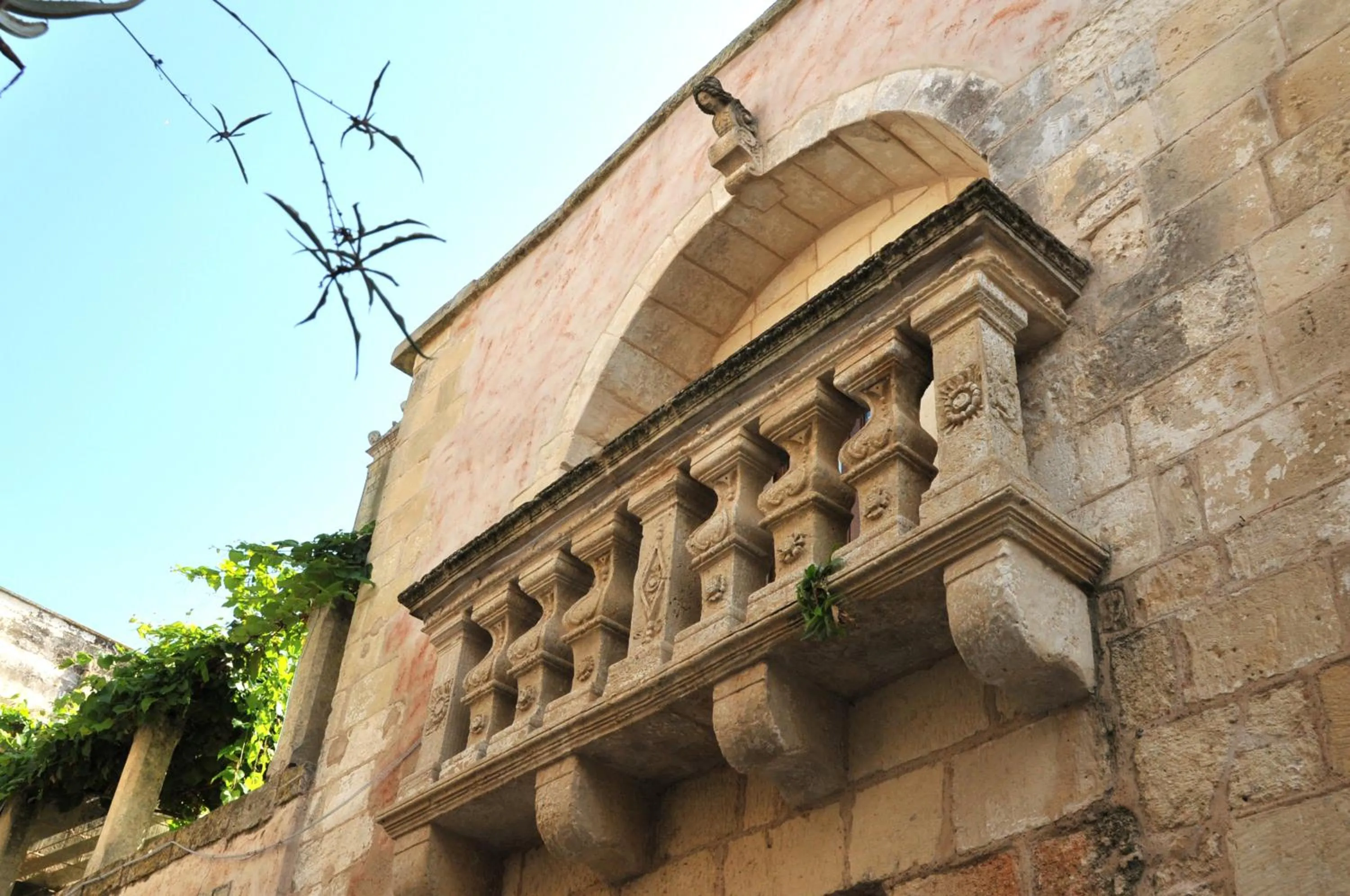 Property building in Borgoterra