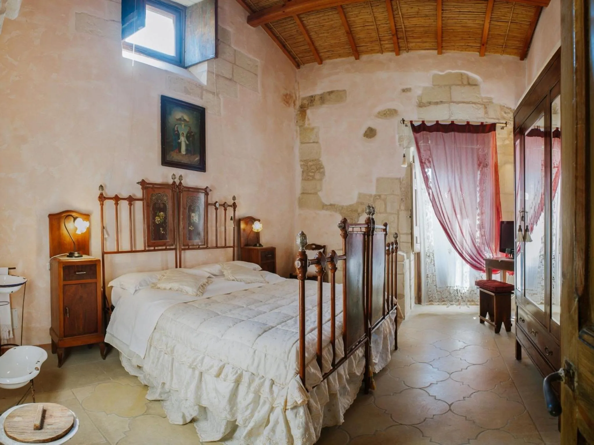 Photo of the whole room, Bed in Borgoterra