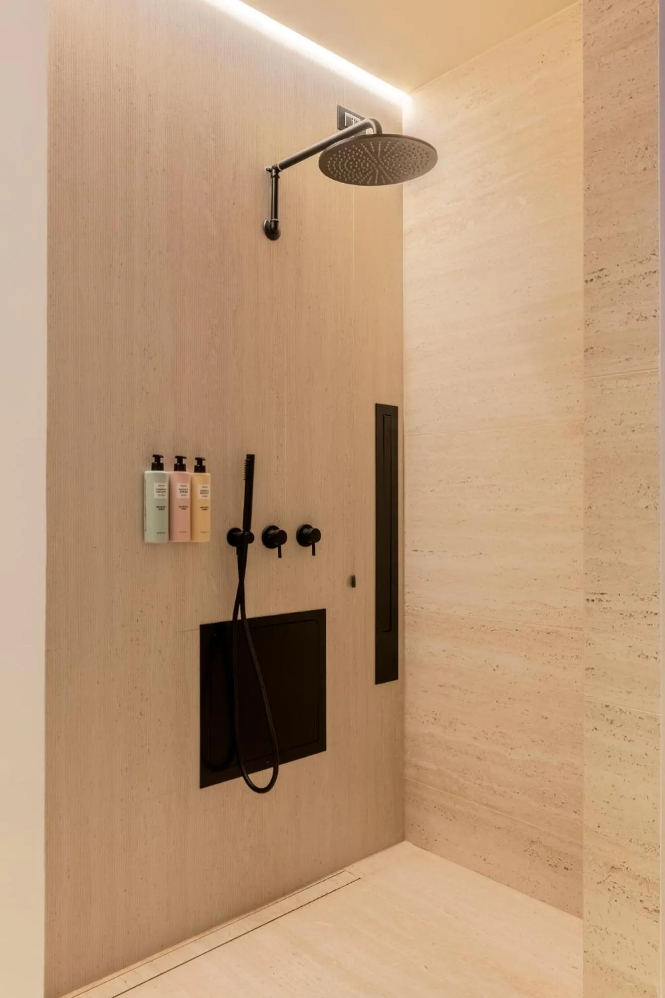 Shower in International Hotel & Suite