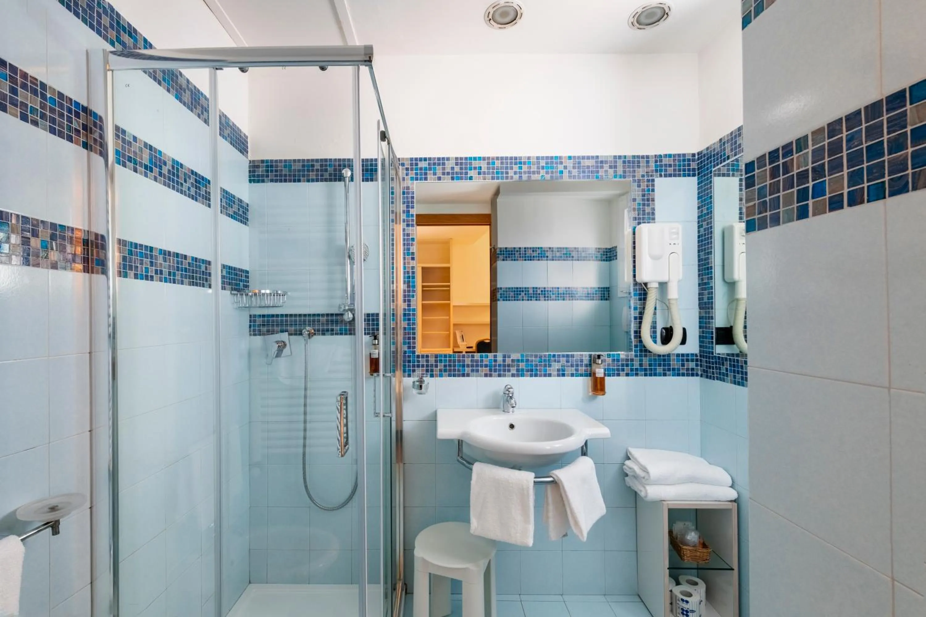 Shower in International Hotel & Suite