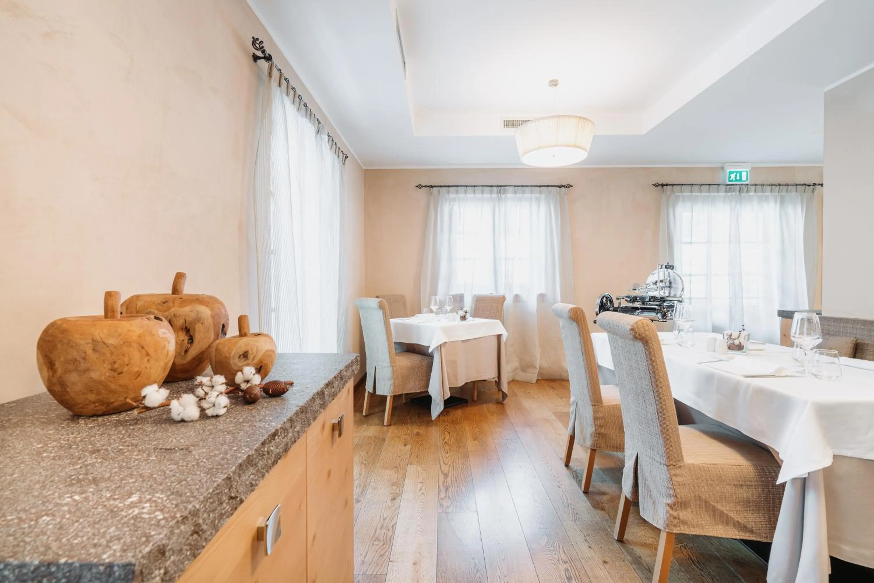 Dining area in Hotel Chalet Del Brenta