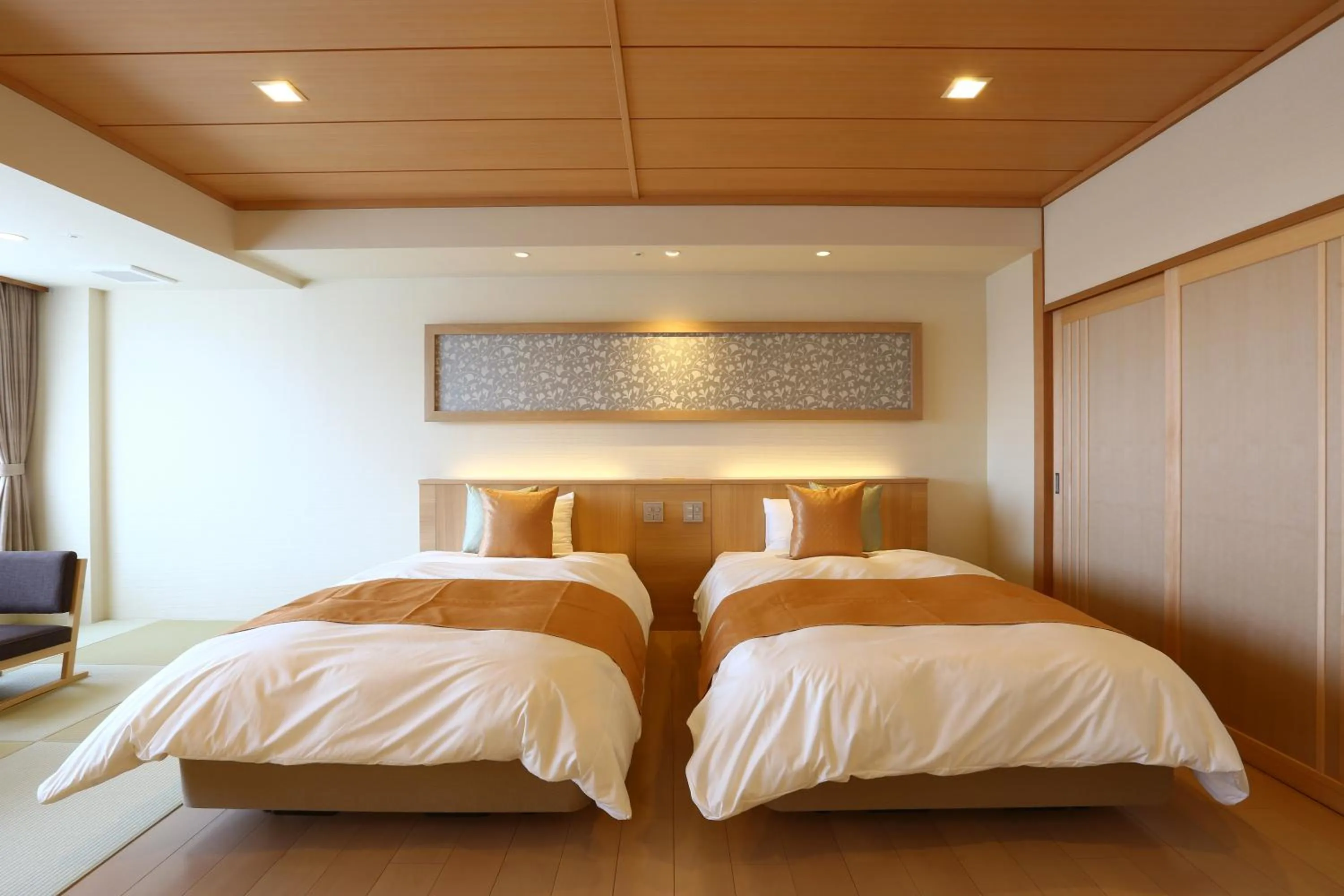 Photo of the whole room, Bed in Onyado Toho