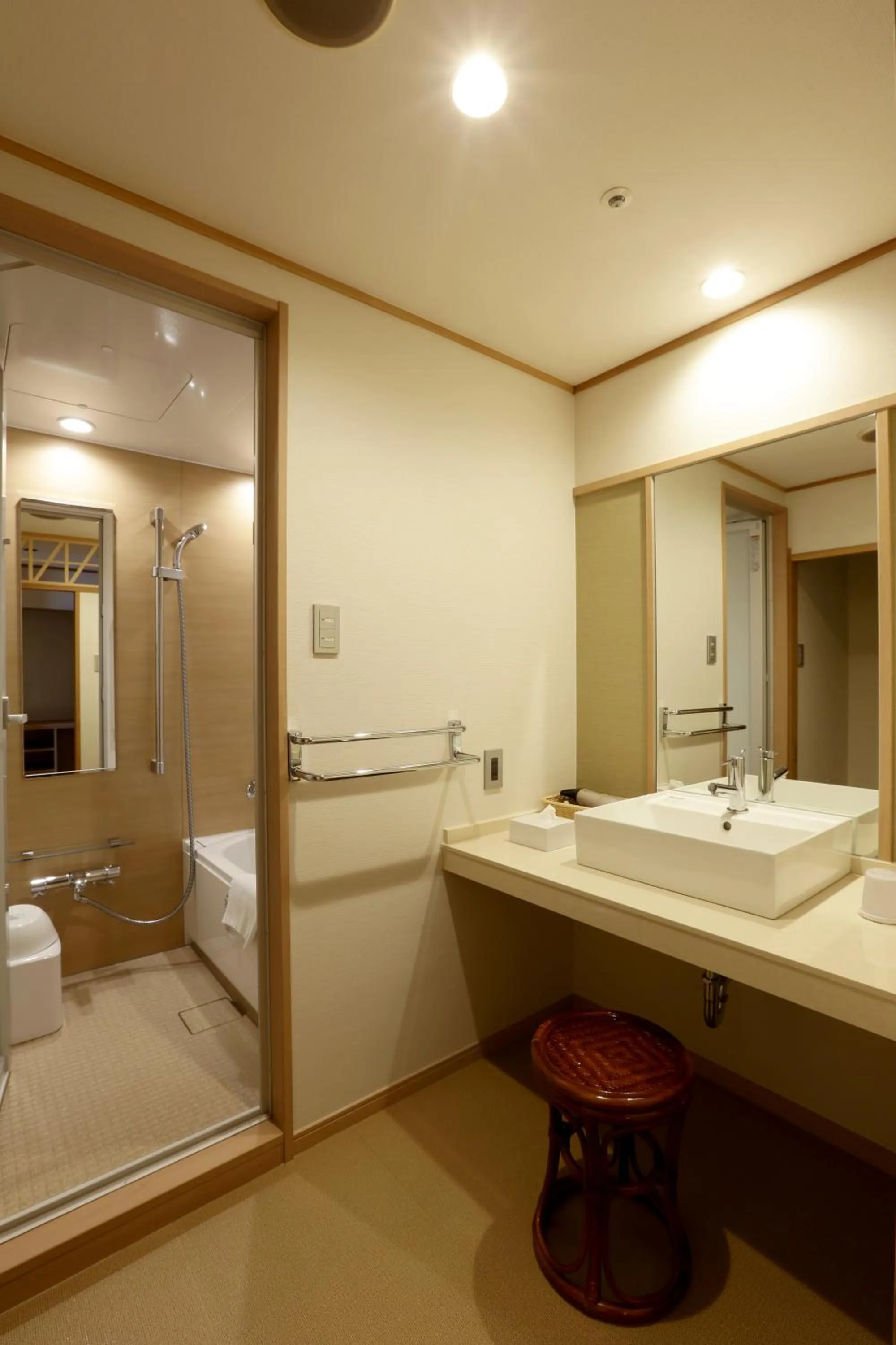 Photo of the whole room in Onyado Toho