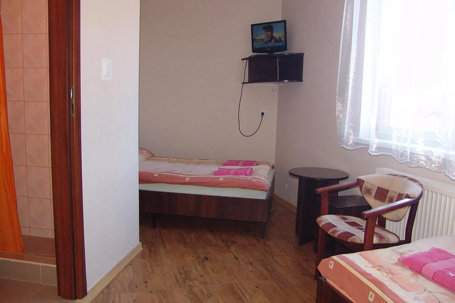 Bed in Willa Białe Piaski Pokoje i Noclegi Białogóra