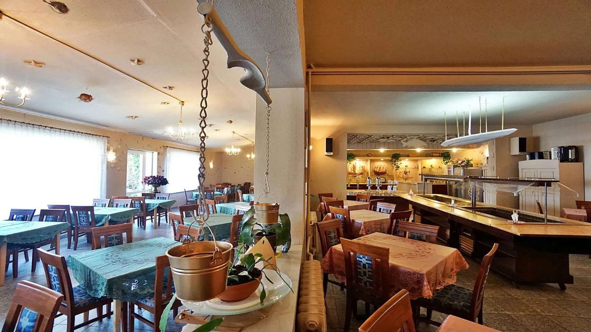 Restaurant/places to eat in Willa Białe Piaski Pokoje i Noclegi Białogóra