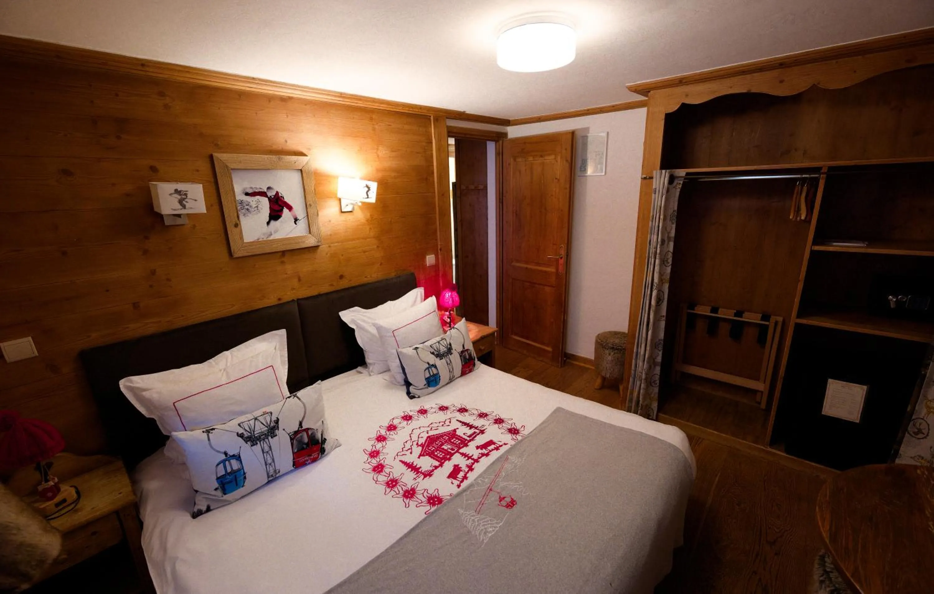 Bed in Les Monts Charvin