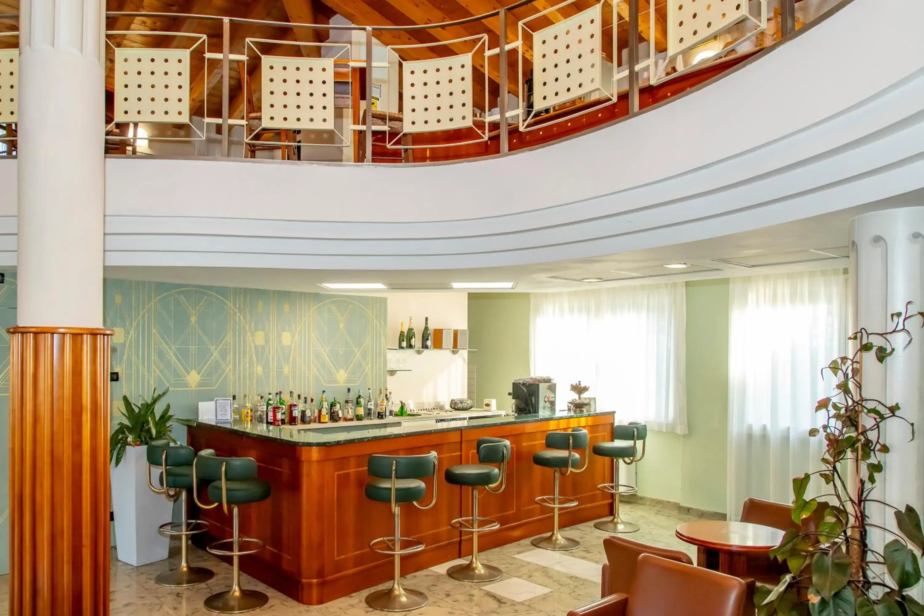 Lounge or bar in LVG Hotel Collection Riz Lounge or bar in LVG Hotel Collection Riz