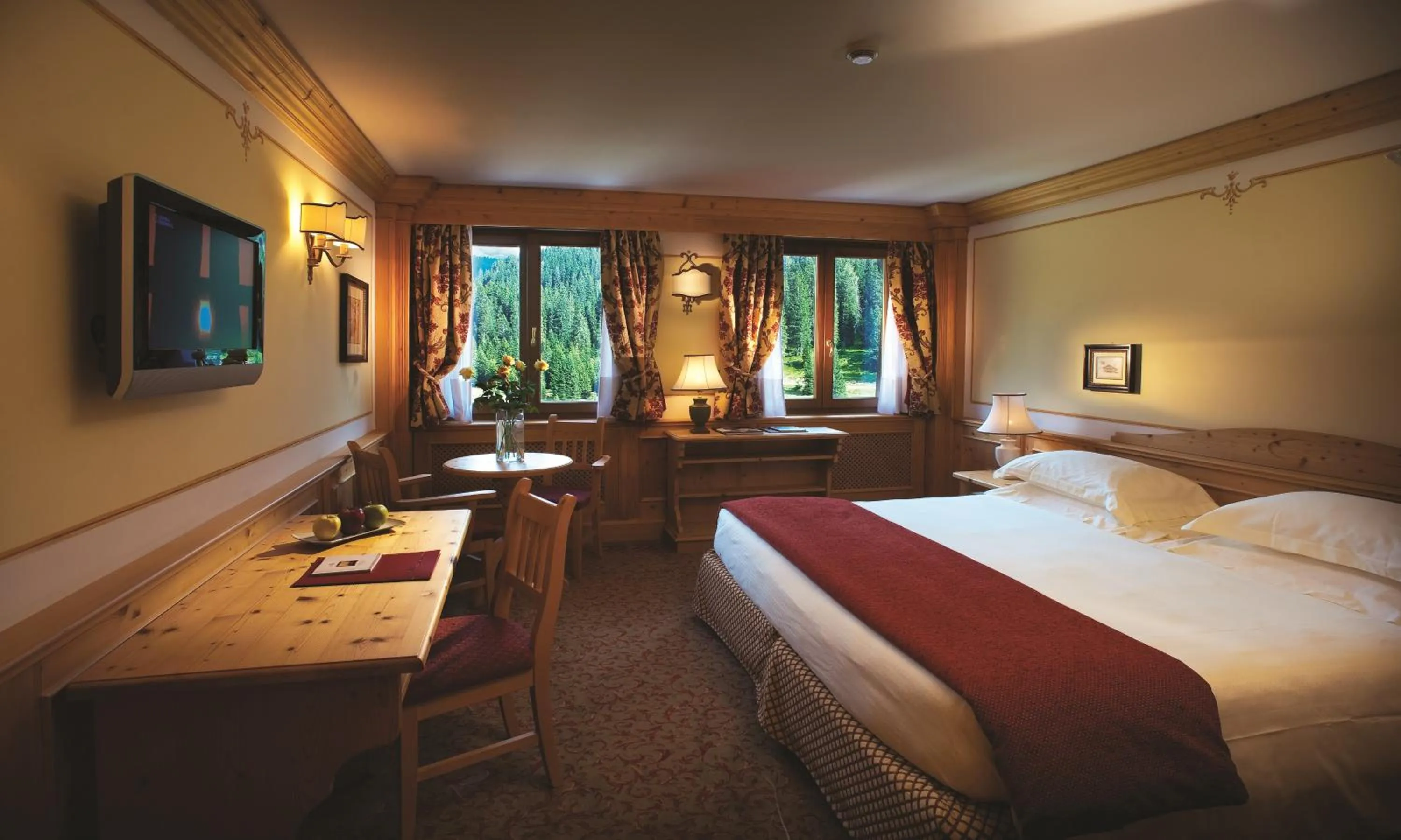 Photo of the whole room, Bed in TH Madonna di Campiglio | Golf Hotel