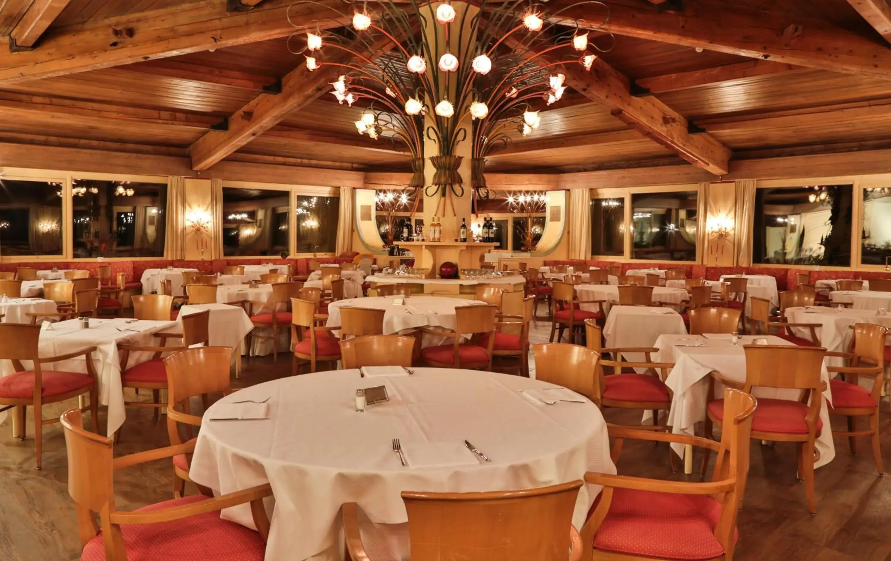 Restaurant/places to eat in TH Madonna di Campiglio | Golf Hotel Restaurant/places to eat in TH Madonna di Campiglio | Golf Hotel