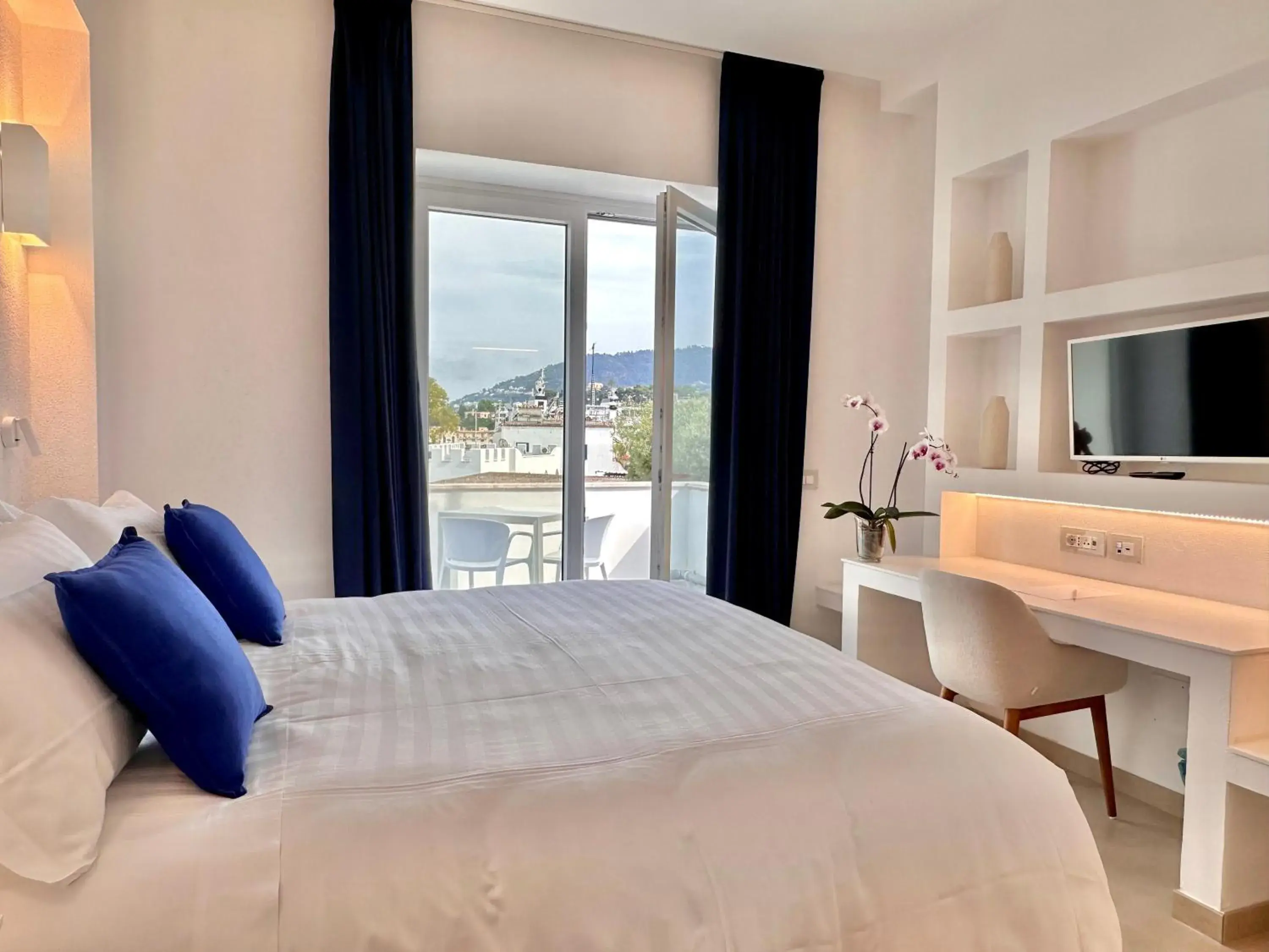 Deluxe Room in Pagoda Lifestyle Hotel Deluxe Room in Pagoda Lifestyle Hotel