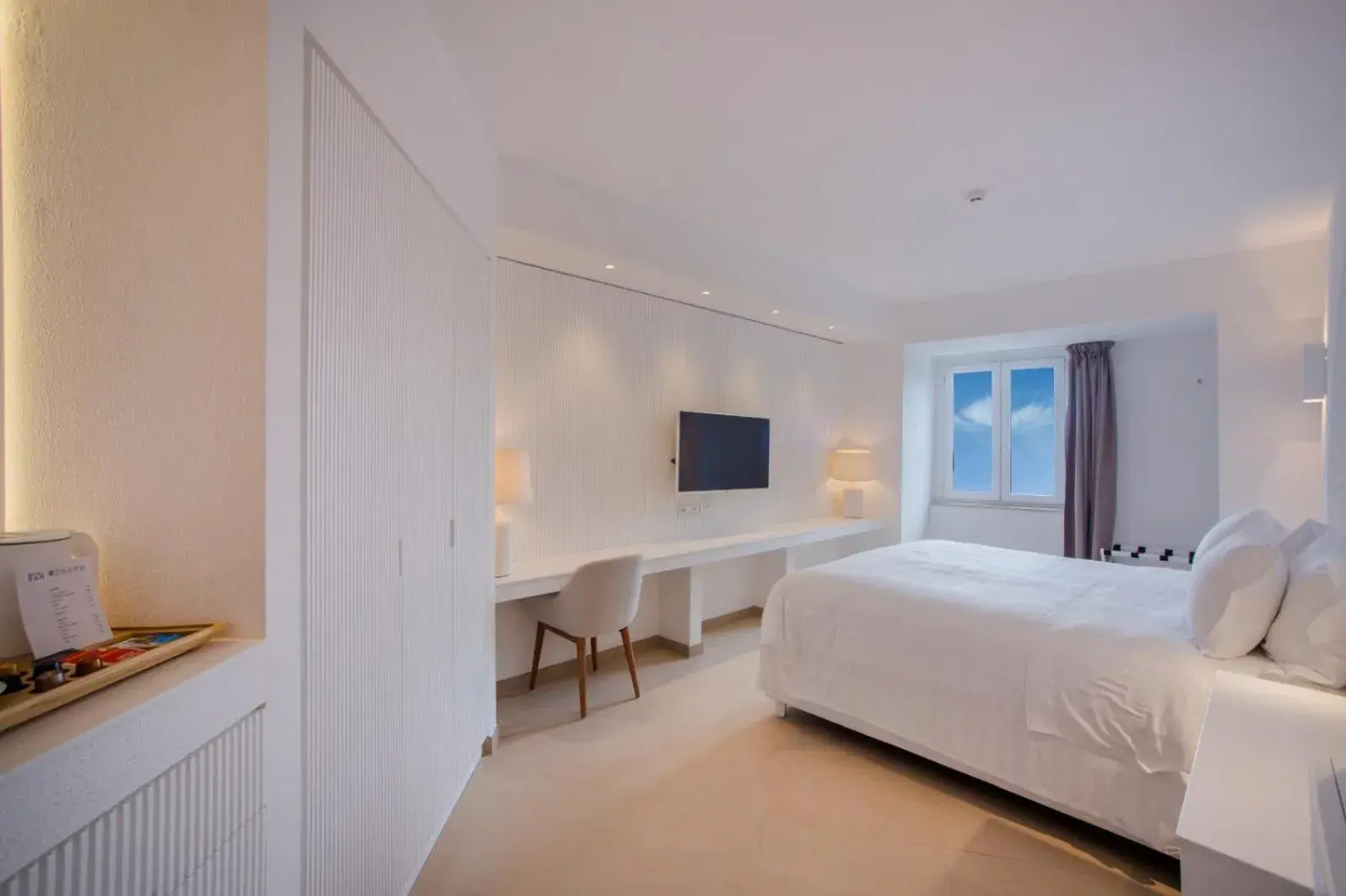 Deluxe Double Room with Sea View in Pagoda Lifestyle Hotel Deluxe Double Room with Sea View in Pagoda Lifestyle Hotel