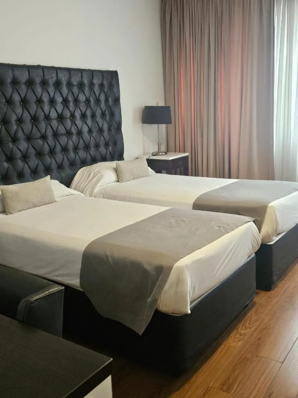 Bed in Be Hollywood!