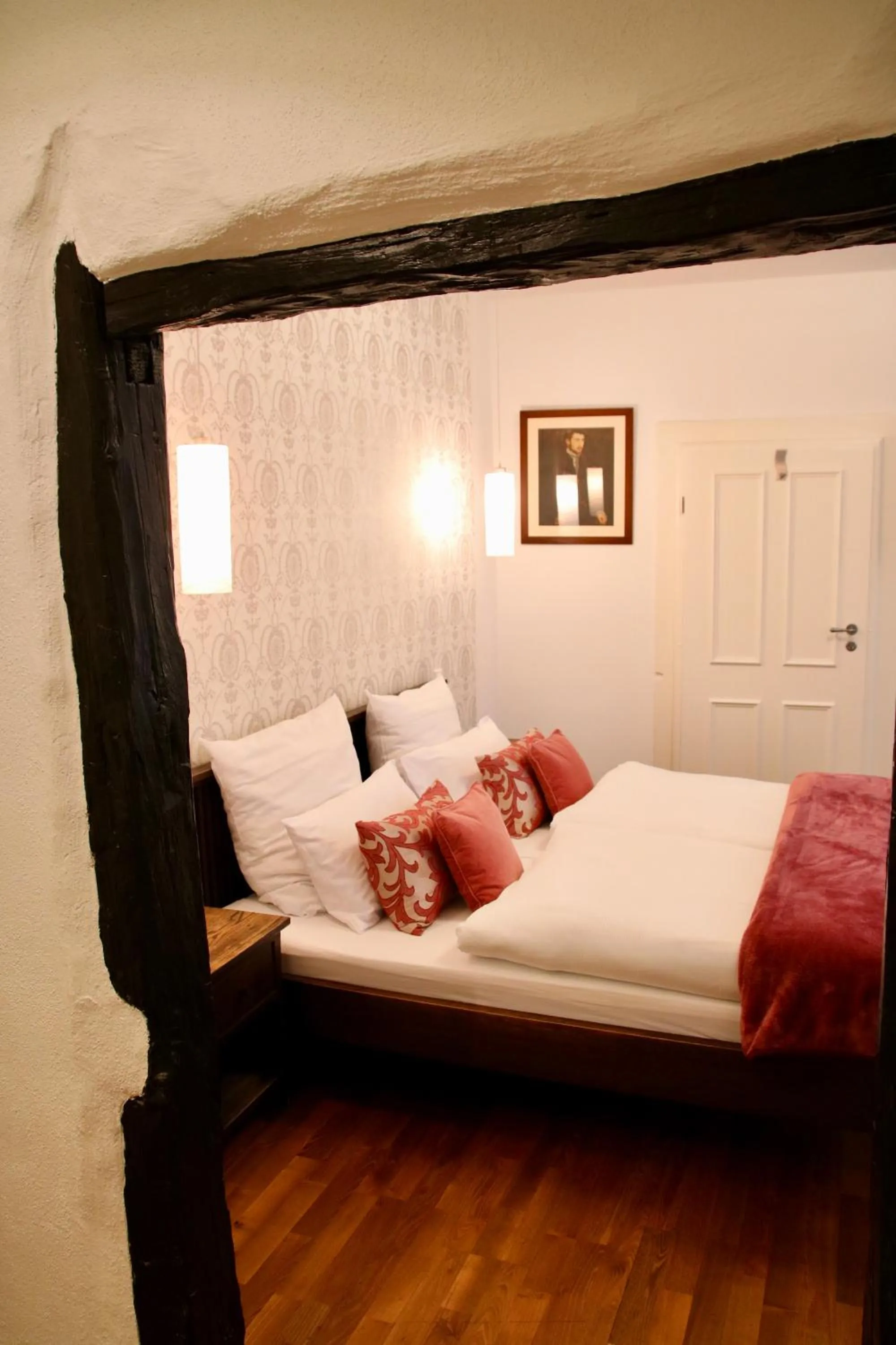 Bed in L'Ostello Altstadthotel