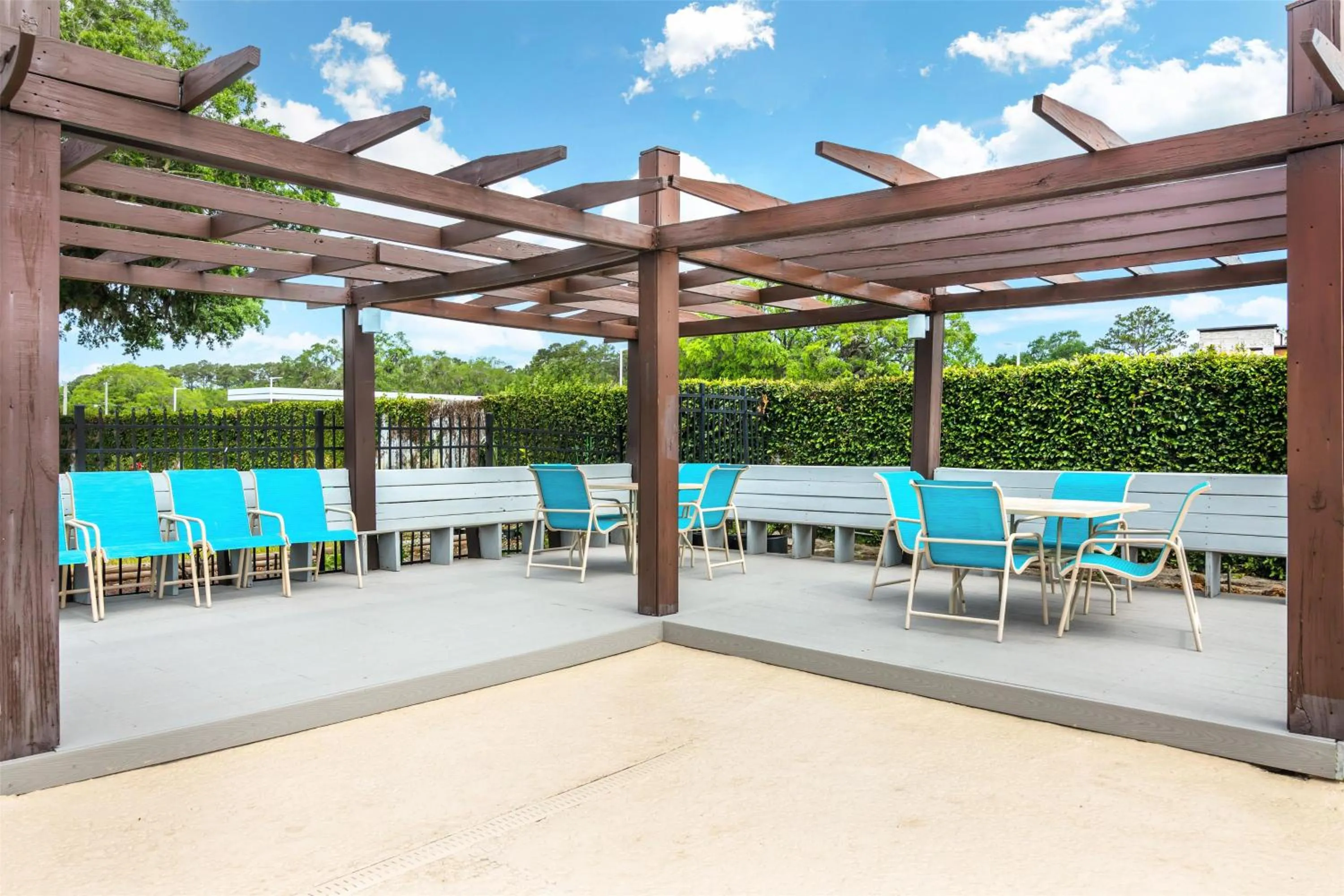 Pool view in Best Western Central Inn