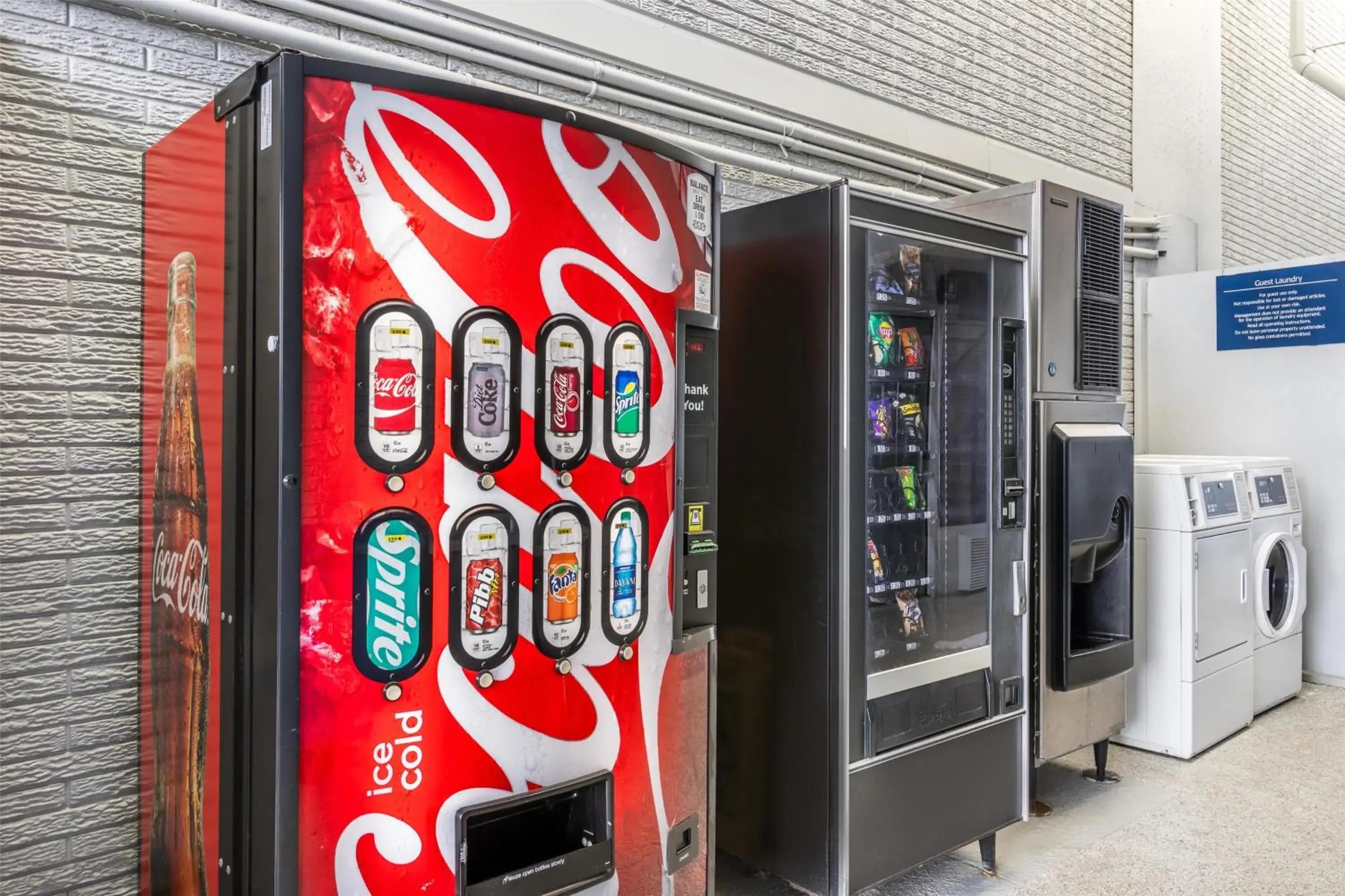 Property building in Best Western Central Inn Property building in Best Western Central Inn