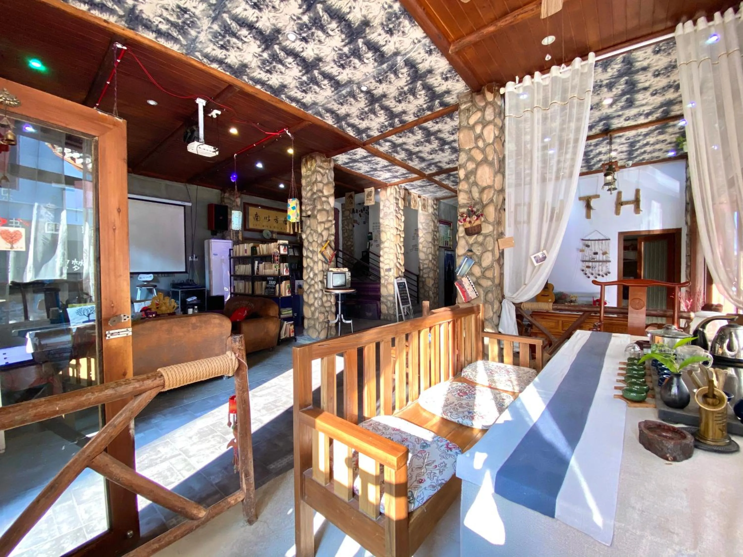 Coffee/tea facilities in Zhangjiajie Nanfang Yinan Hotel