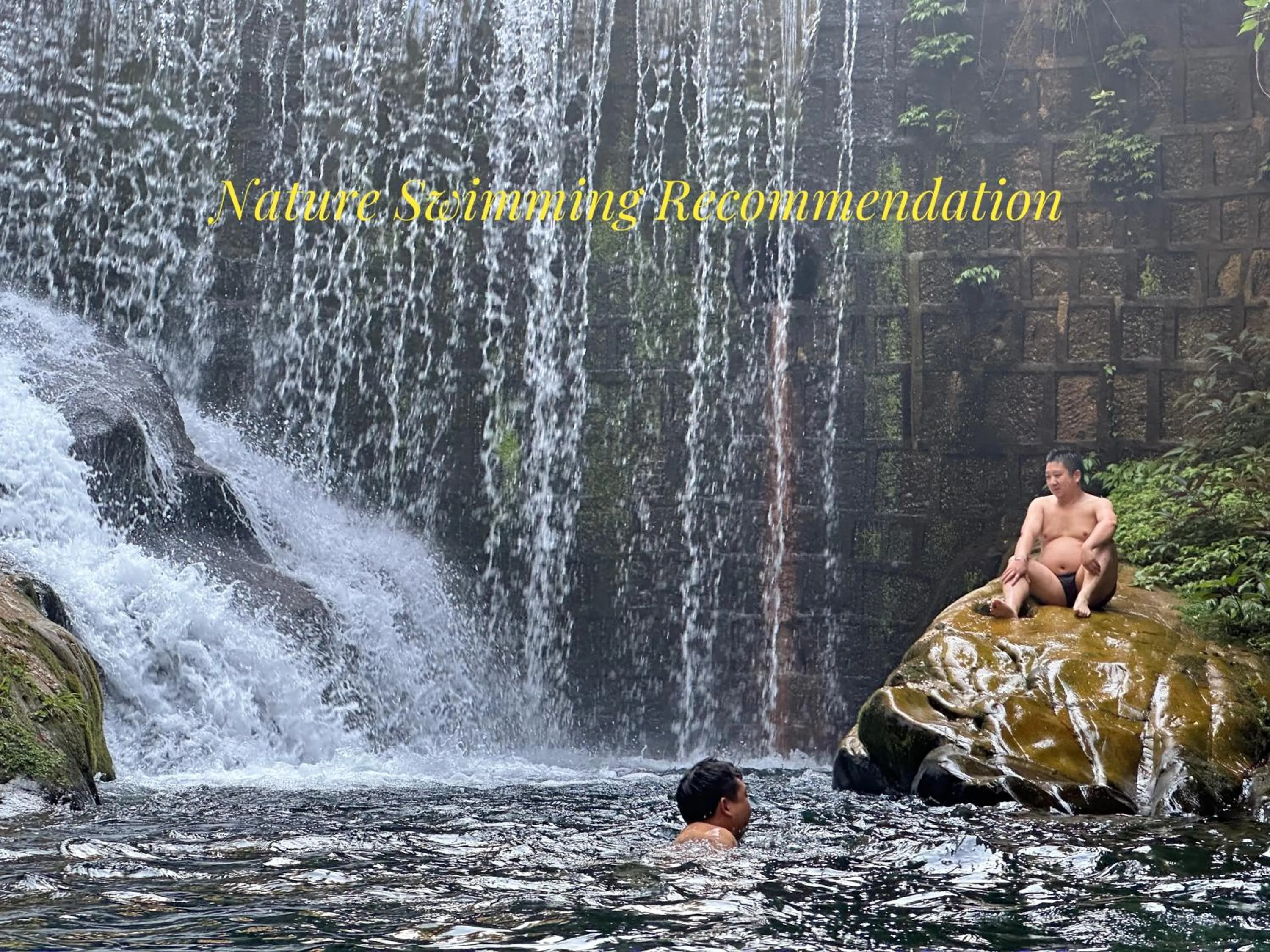 People in Zhangjiajie Nanfang Yinan Hotel