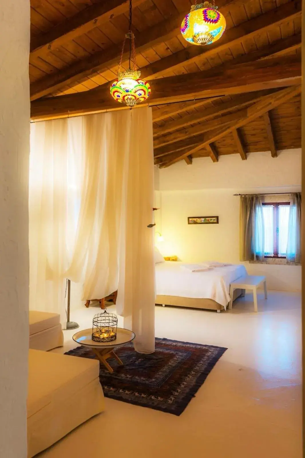 Photo of the whole room, Bed in Jakamar Alacati Photo of the whole room, Bed in Jakamar Alacati