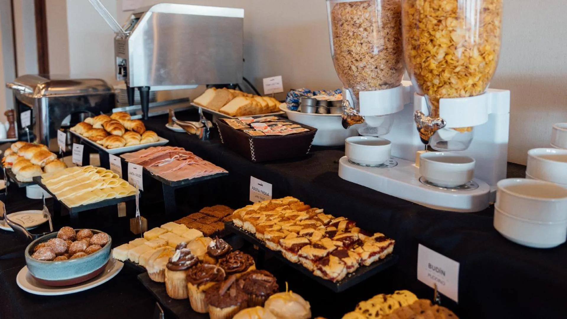 Cerro Calafate Hotel