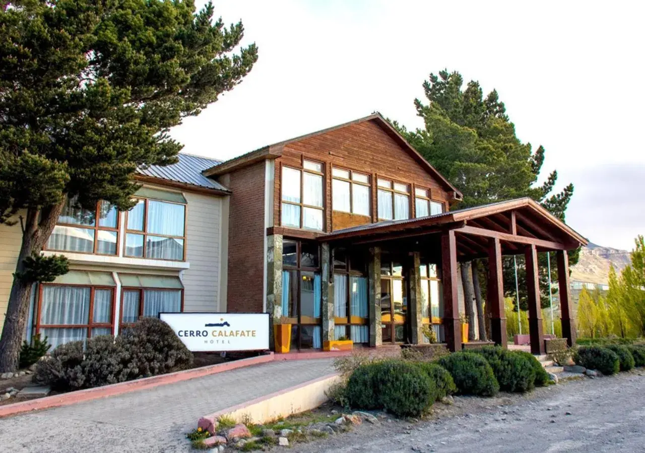 Property building in Cerro Calafate Hotel Property building in Cerro Calafate Hotel