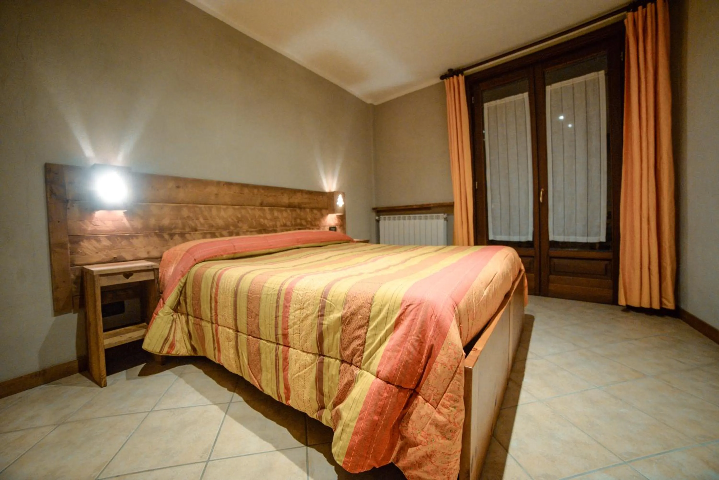 Bed in Chalet Della Guida