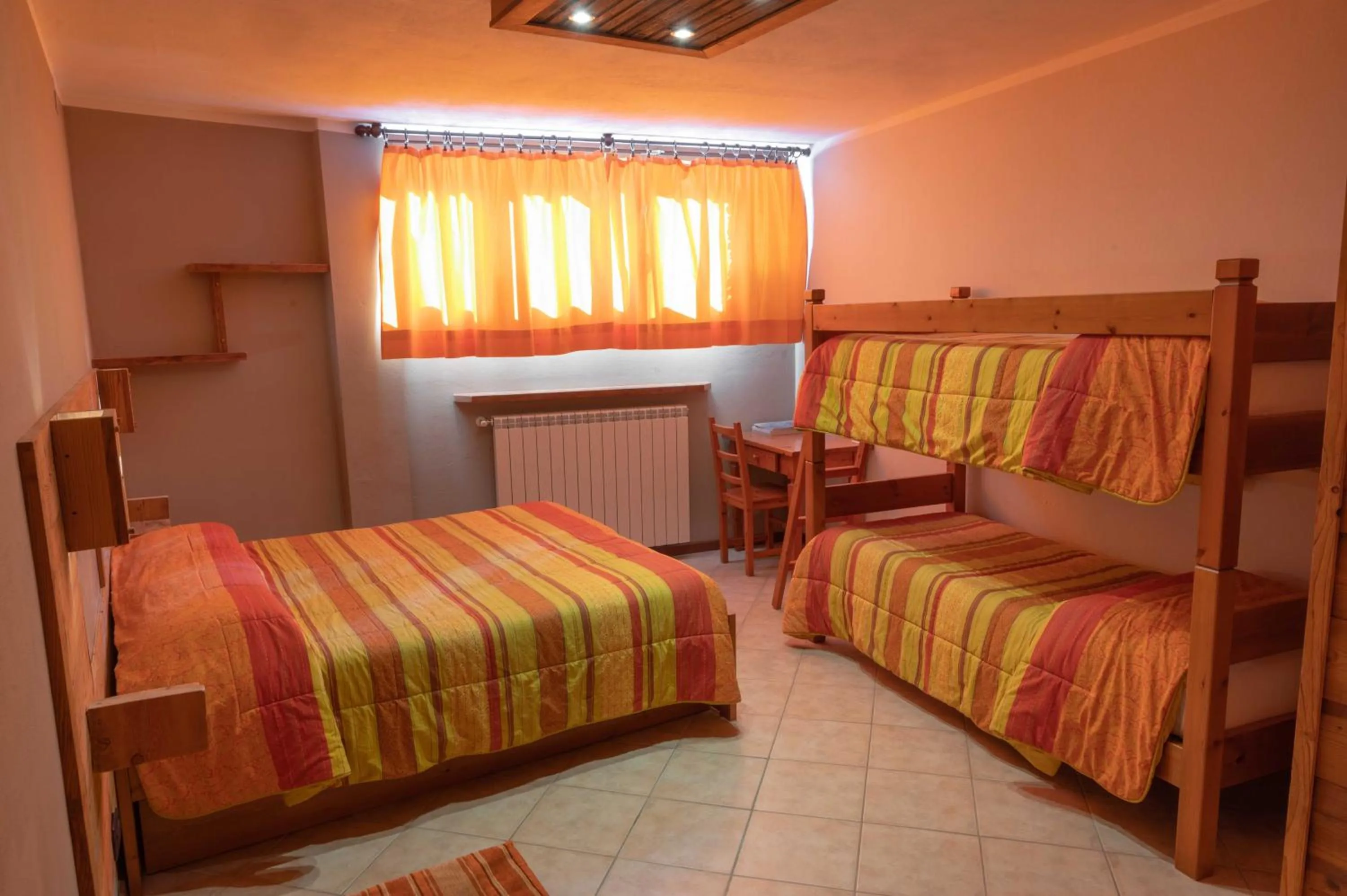 Bed in Chalet Della Guida